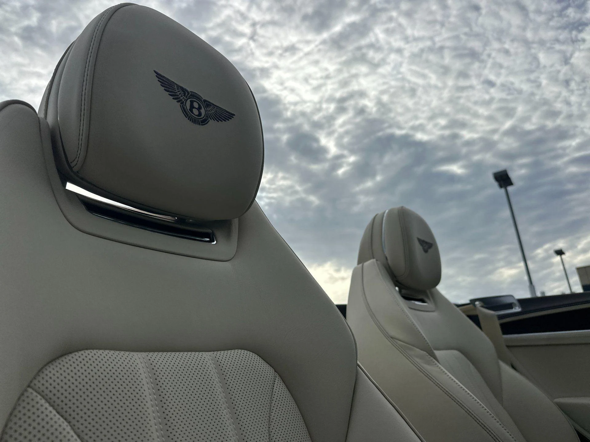 mph018_1097397019_New_2026_Bentley_Continental_GTC_1772028518_74709b44f8