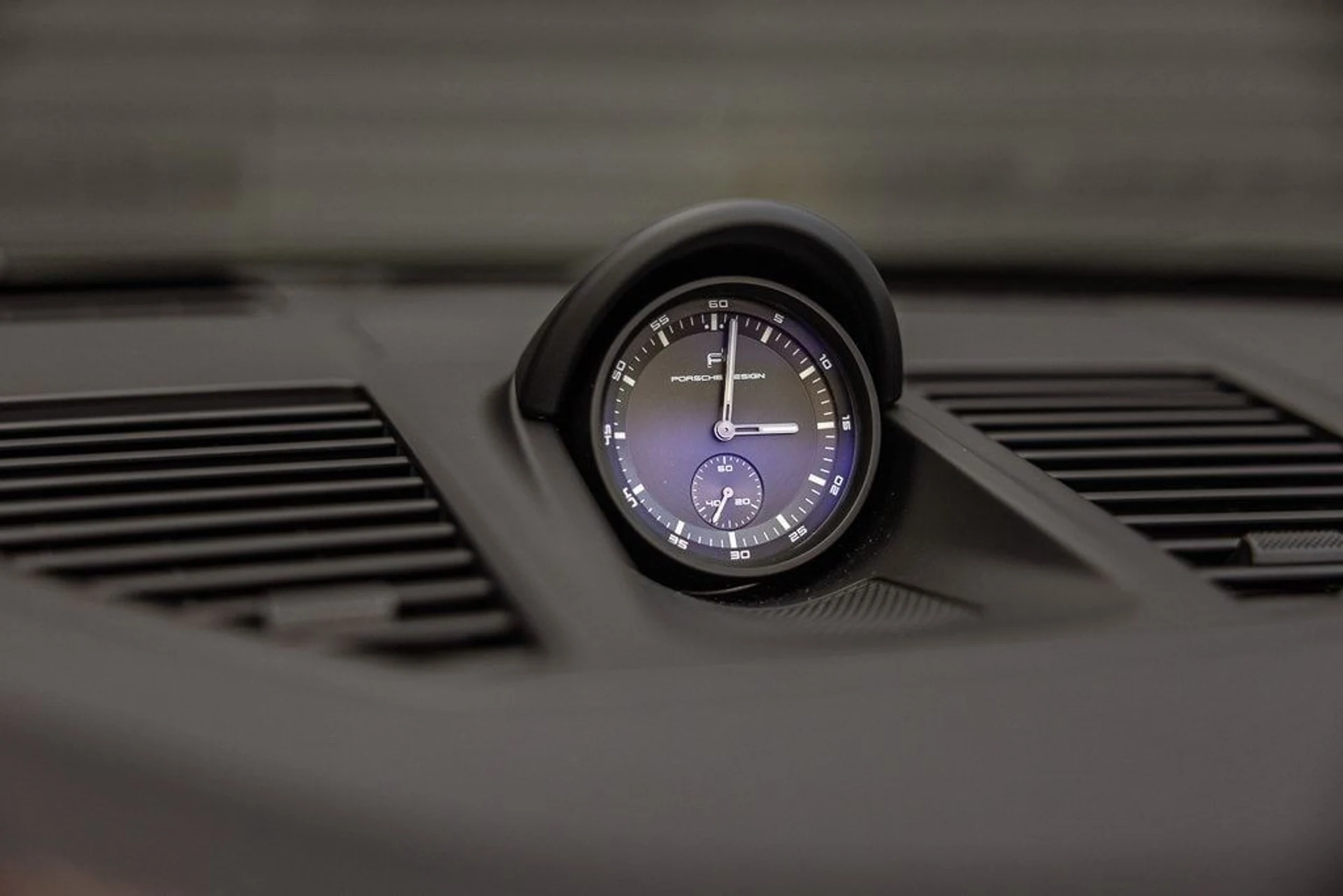 mph018_1098052579_1c83c51f9d3bdfd723bed9578eb59c2ax_5a4ecce517