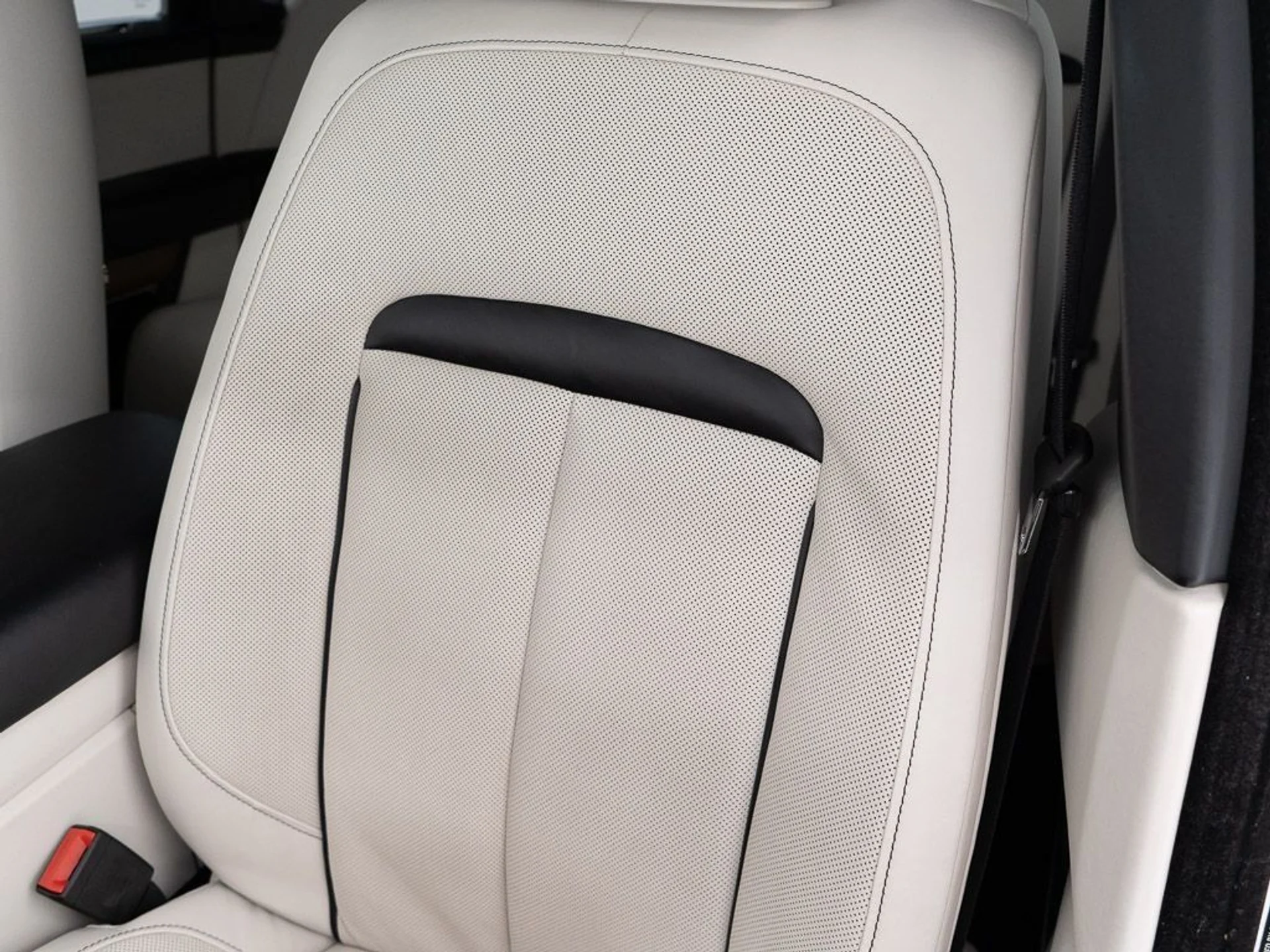 mph018_109960016_80e6c45837f745e4b74b8a02a508d6f3_91514ac287