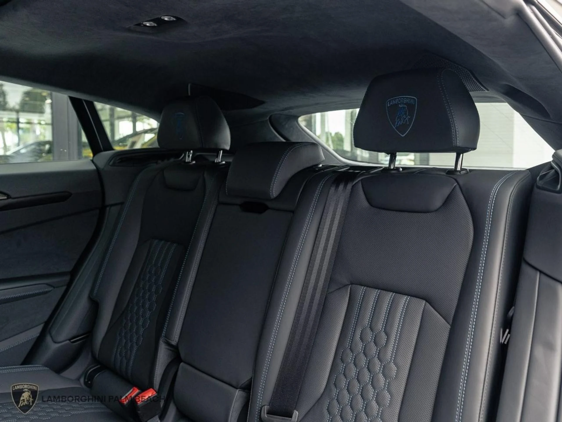 mph018_1105907269_0226a464f12d76f3c1362879662adb88_d5b9fb480b