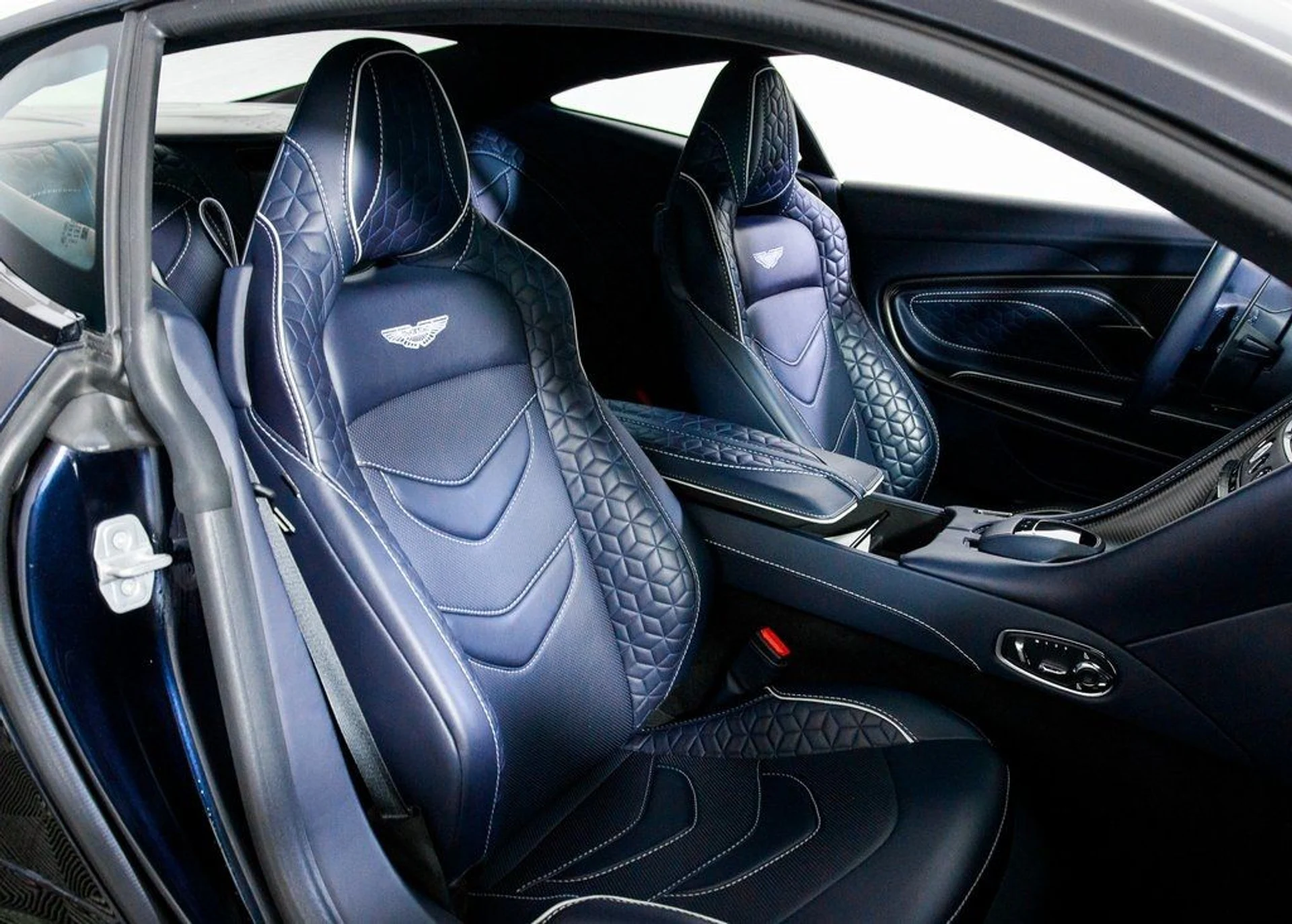 mph018_1112032462_ba35ac8be3c7469712eb078dab20d000_6ec4de6bb1