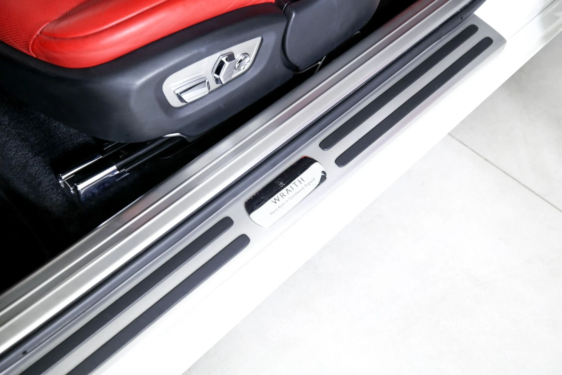 mph018_1114133899_Used_2019_Rolls_Royce_Wraith_1701539384_397ea6ae53