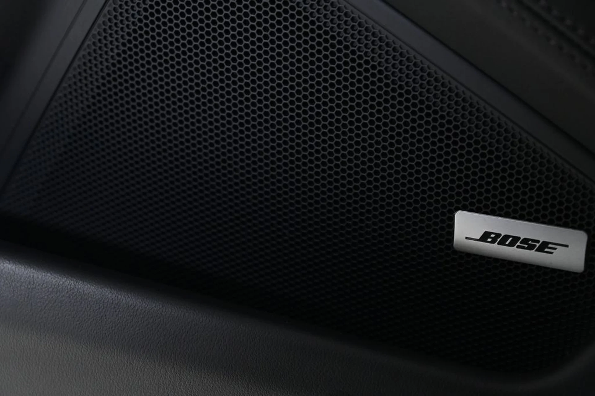 mph018_1123105970_1c4df9336449f91b5b286e20b8e3aed5x_34f7d033be