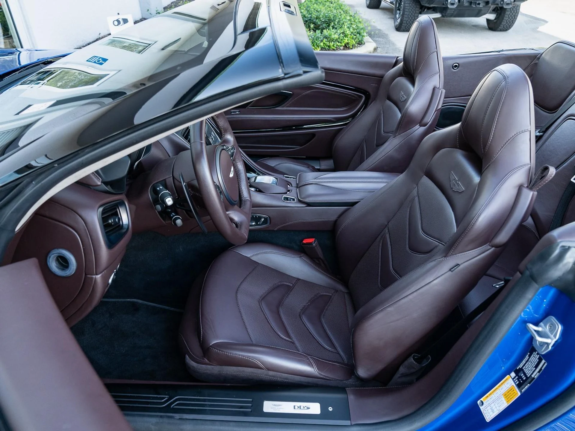 mph018_113819761_Used_2020_Aston_Martin_DBS_Superleggera_1761685620_84bbef29ed