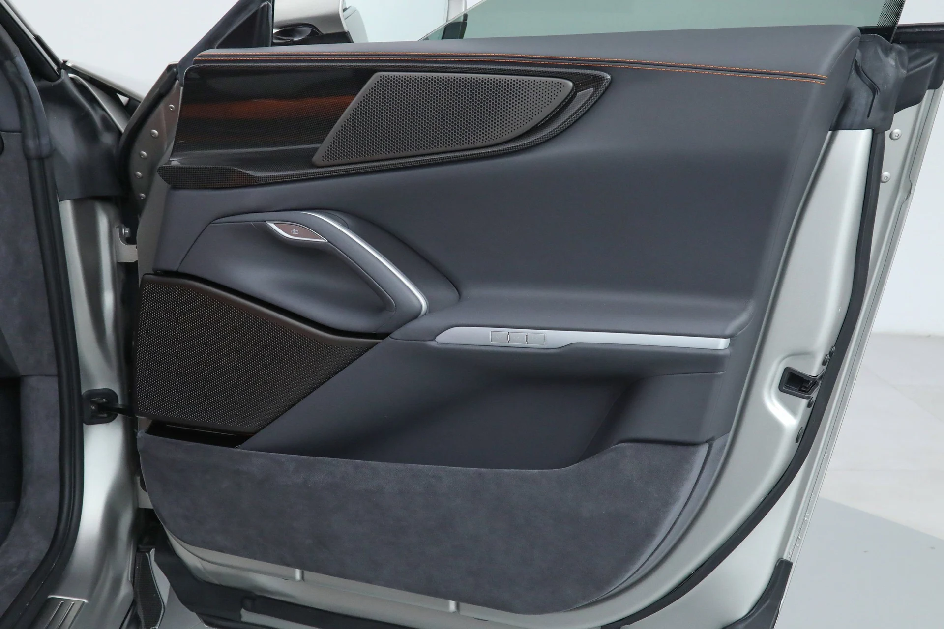 mph018_1142012472_7692b95c7a3acfc0023e7076ea00aca9_2743d3a69e