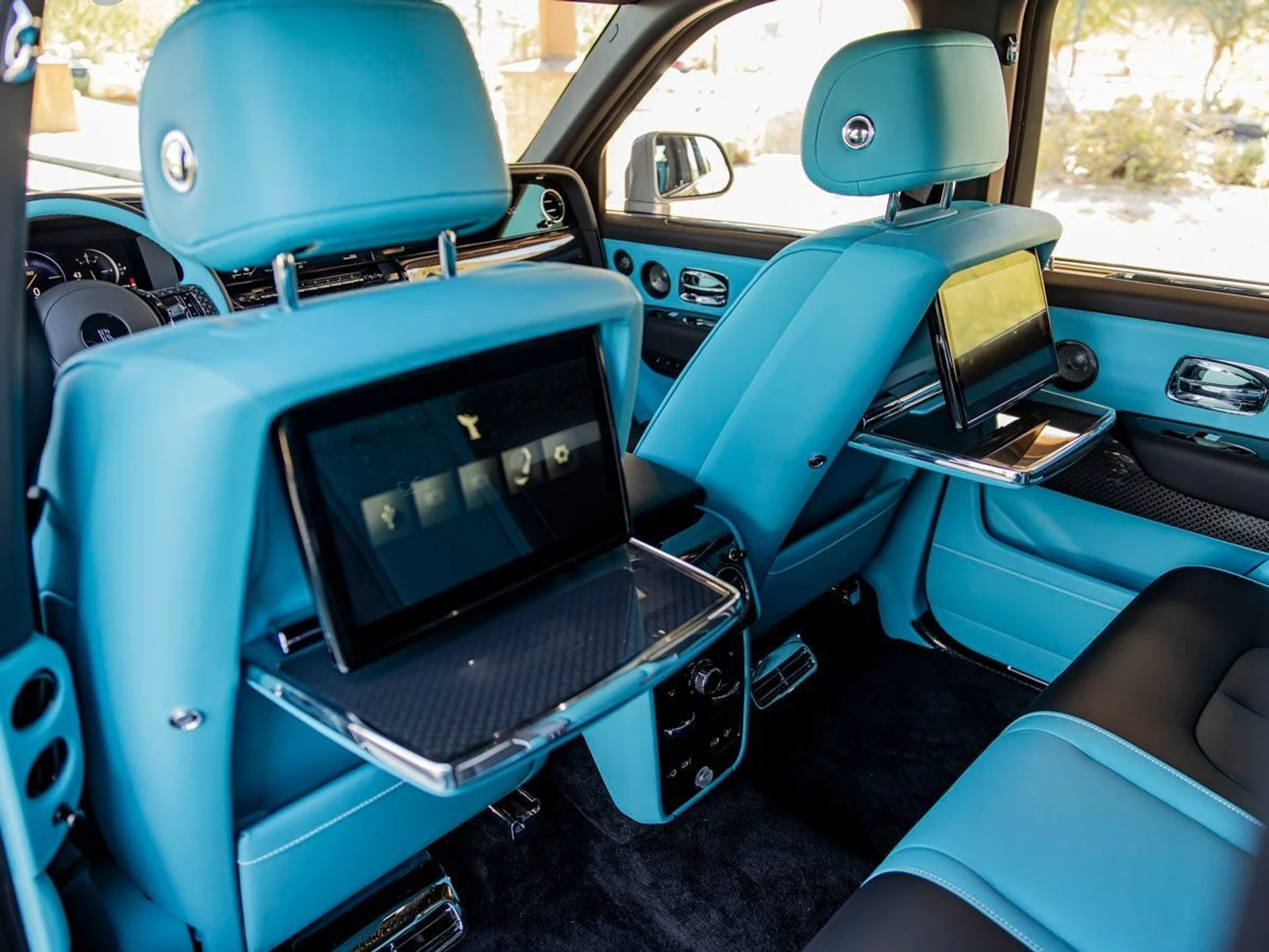 mph018_1142502085_19_3275aa2d61