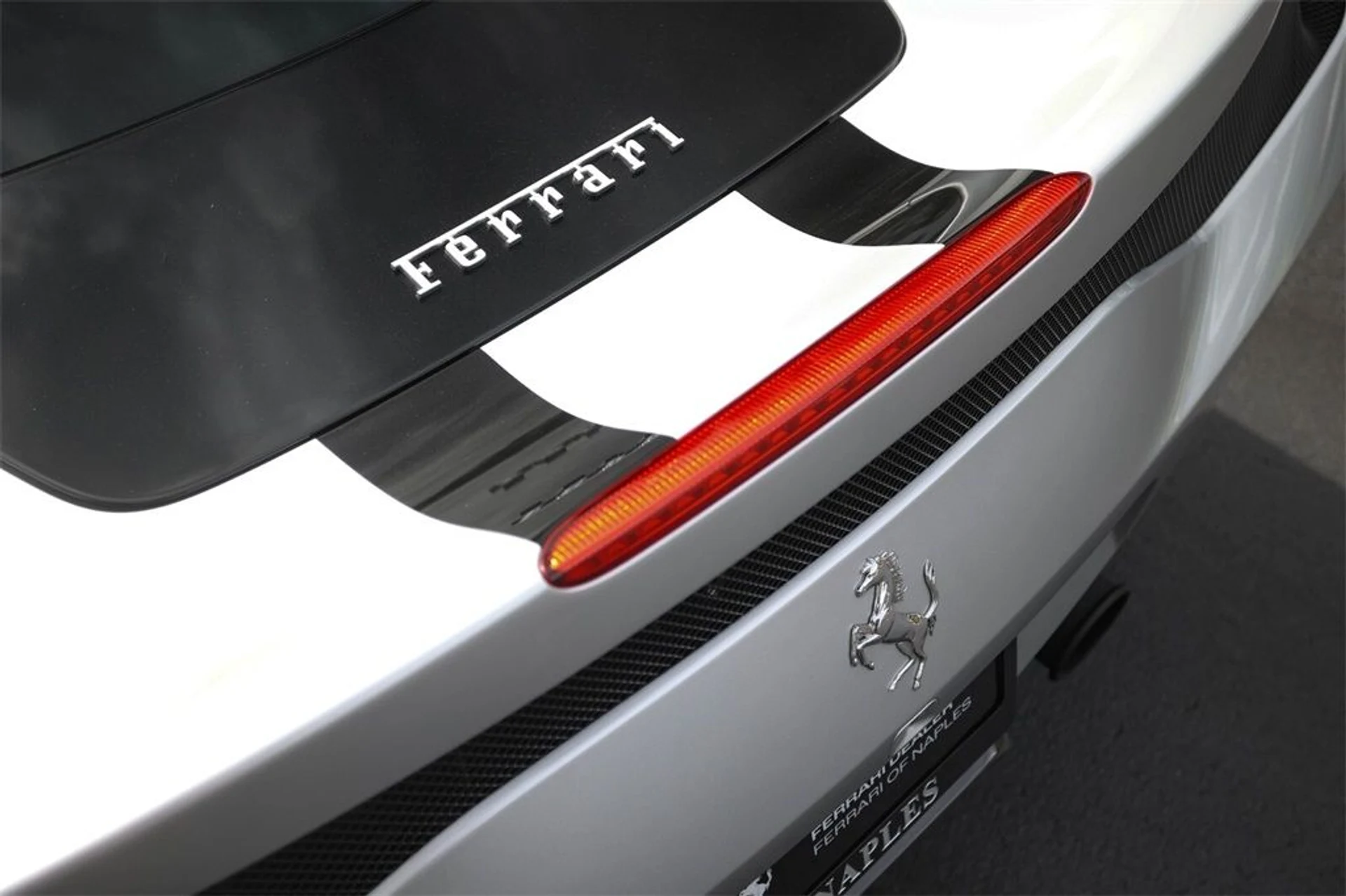 mph018_1145251818_7408648e6f7bb9bab4824c097e262211_90ee8ff242