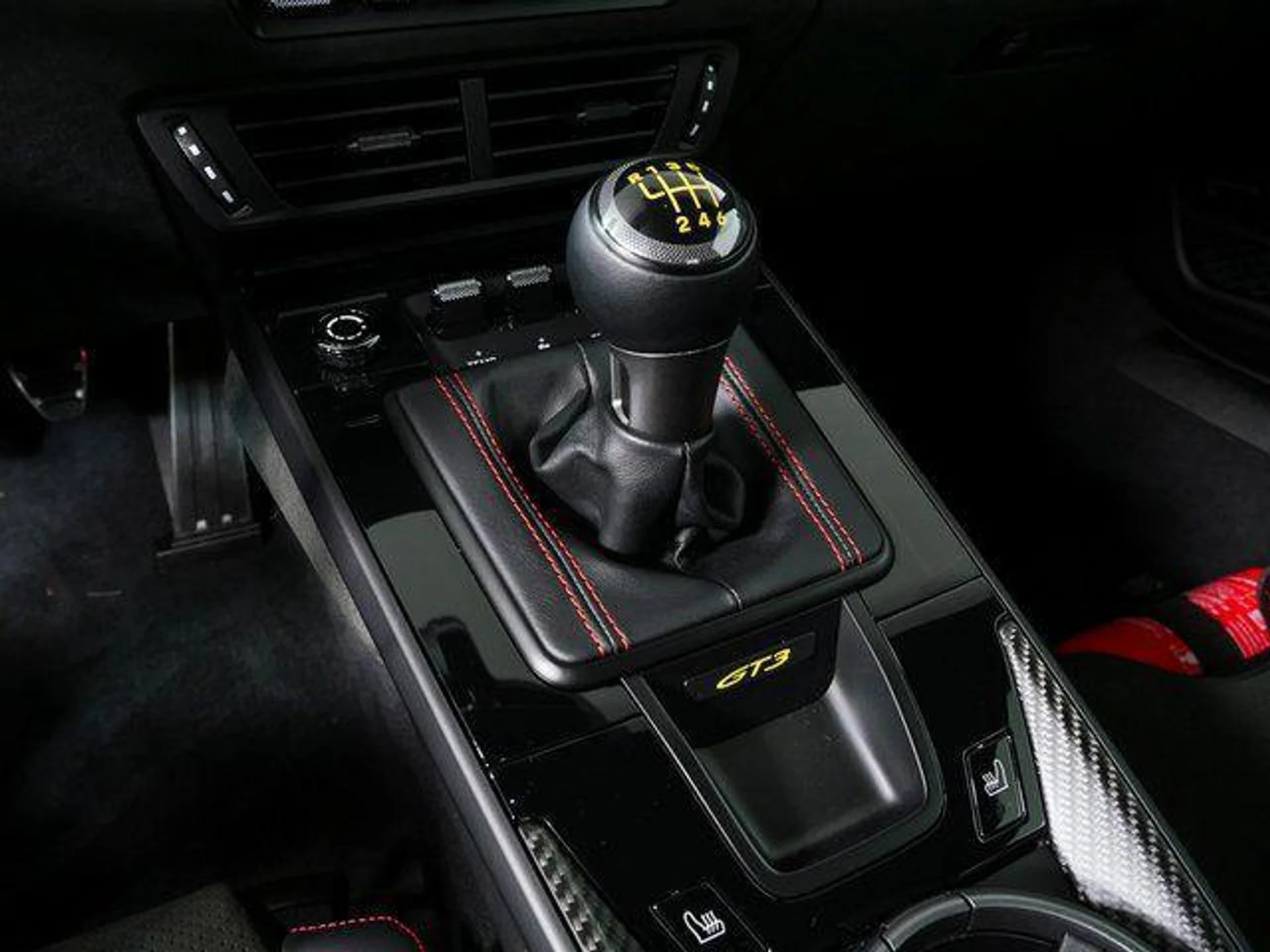 mph018_1145450295_Fpq_Sh_Xo_M22g_Cmc53lo_VN_14z8d_P8_25da775696