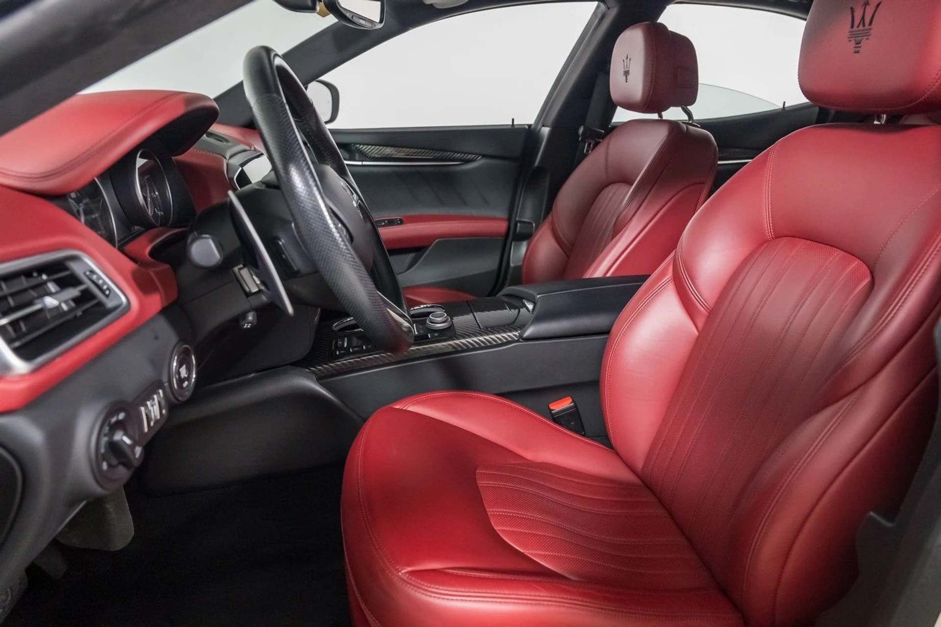 mph018_1154518610_ae87509ccc2c49509d6ce7d1ecefad4e_c95a0da5e5