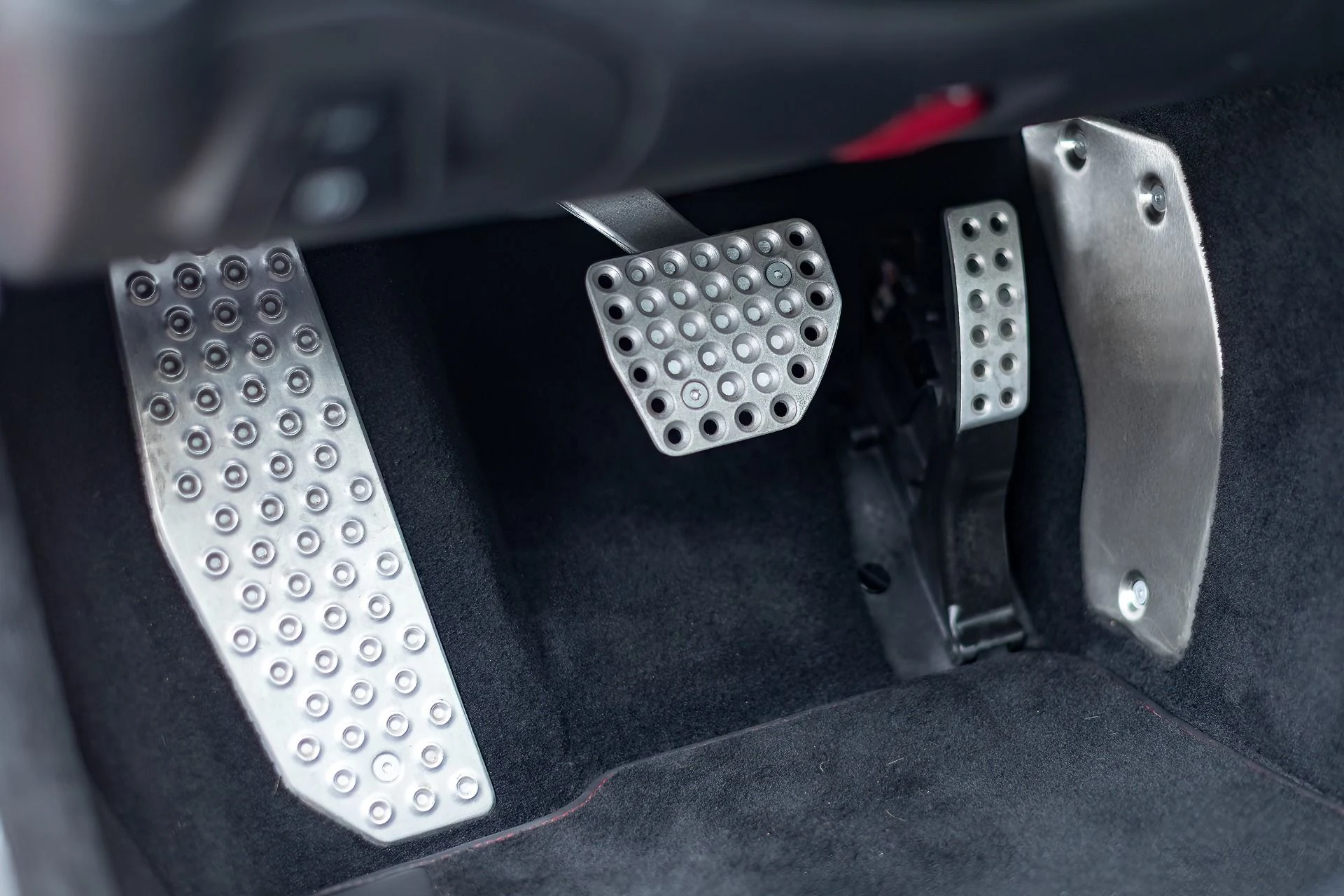 mph018_1158432692_Used_2020_Ferrari_812_Superfast_1765217828_7b7d8a6f77