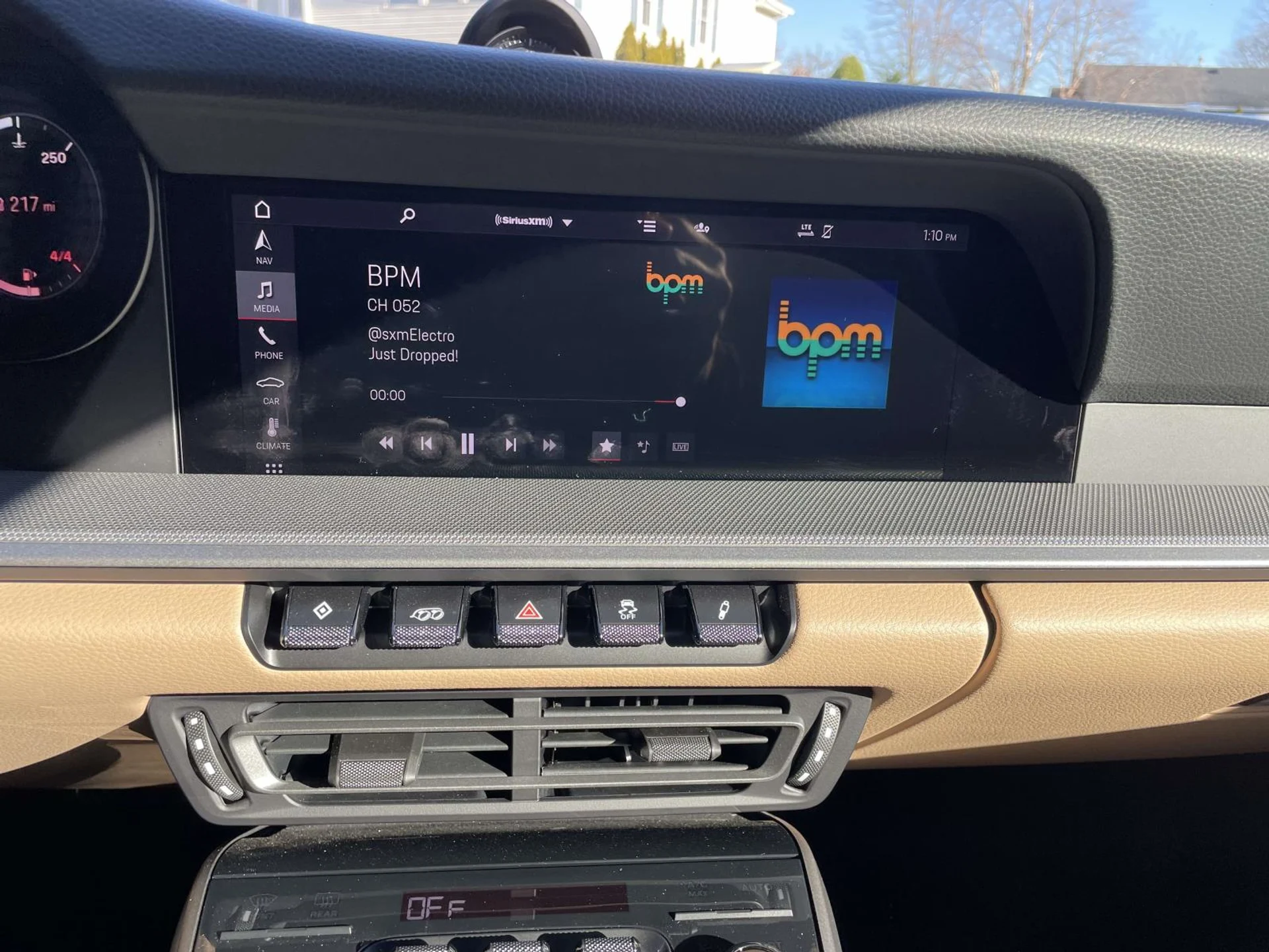 mph018_1159989954_c65c9a32932556611f2f564011685305_0eaf24ad6f