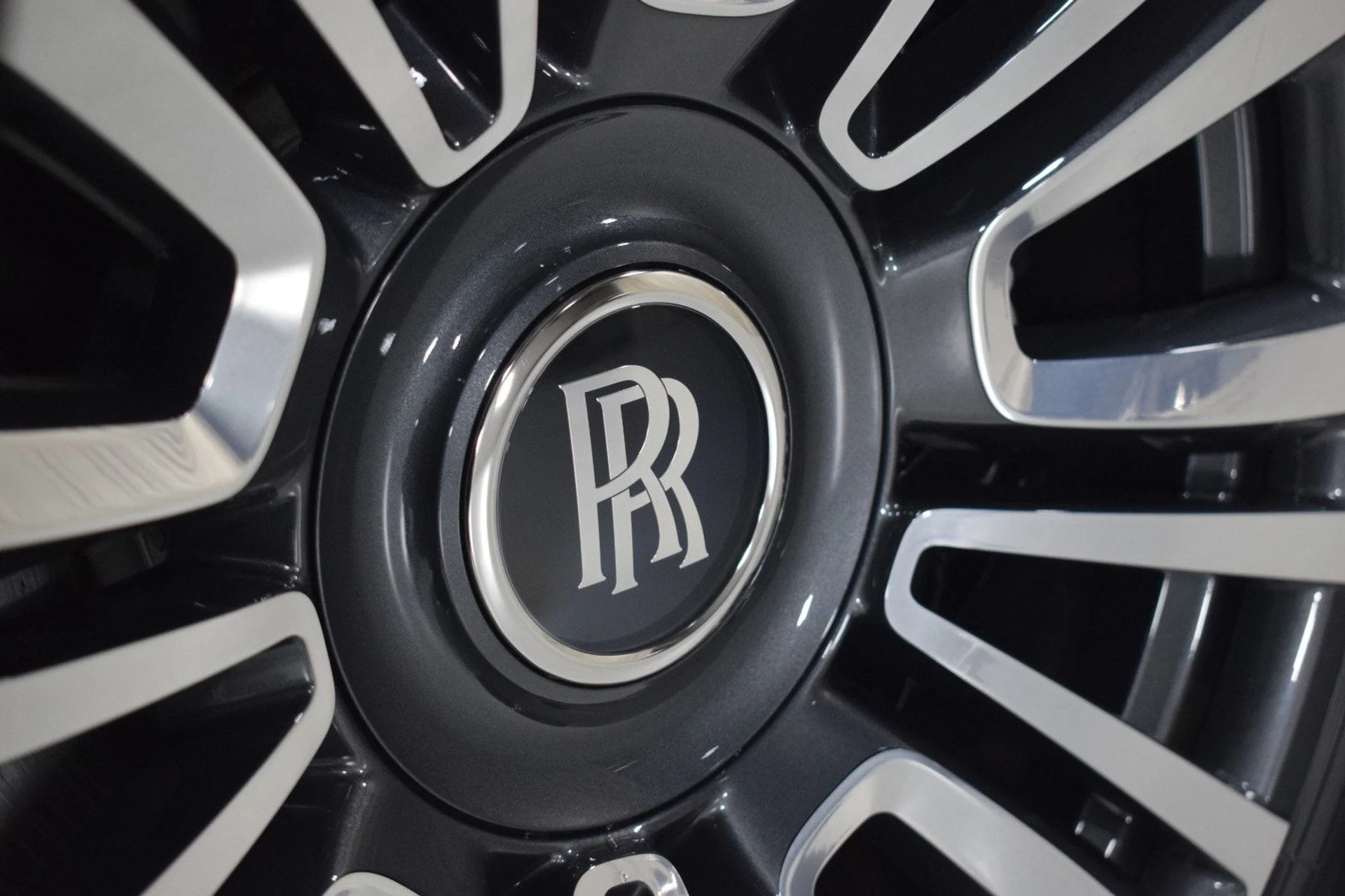 mph018_1160081380_6c7836e311c9ee085cabb92bff1c06c1x_6029a76b28