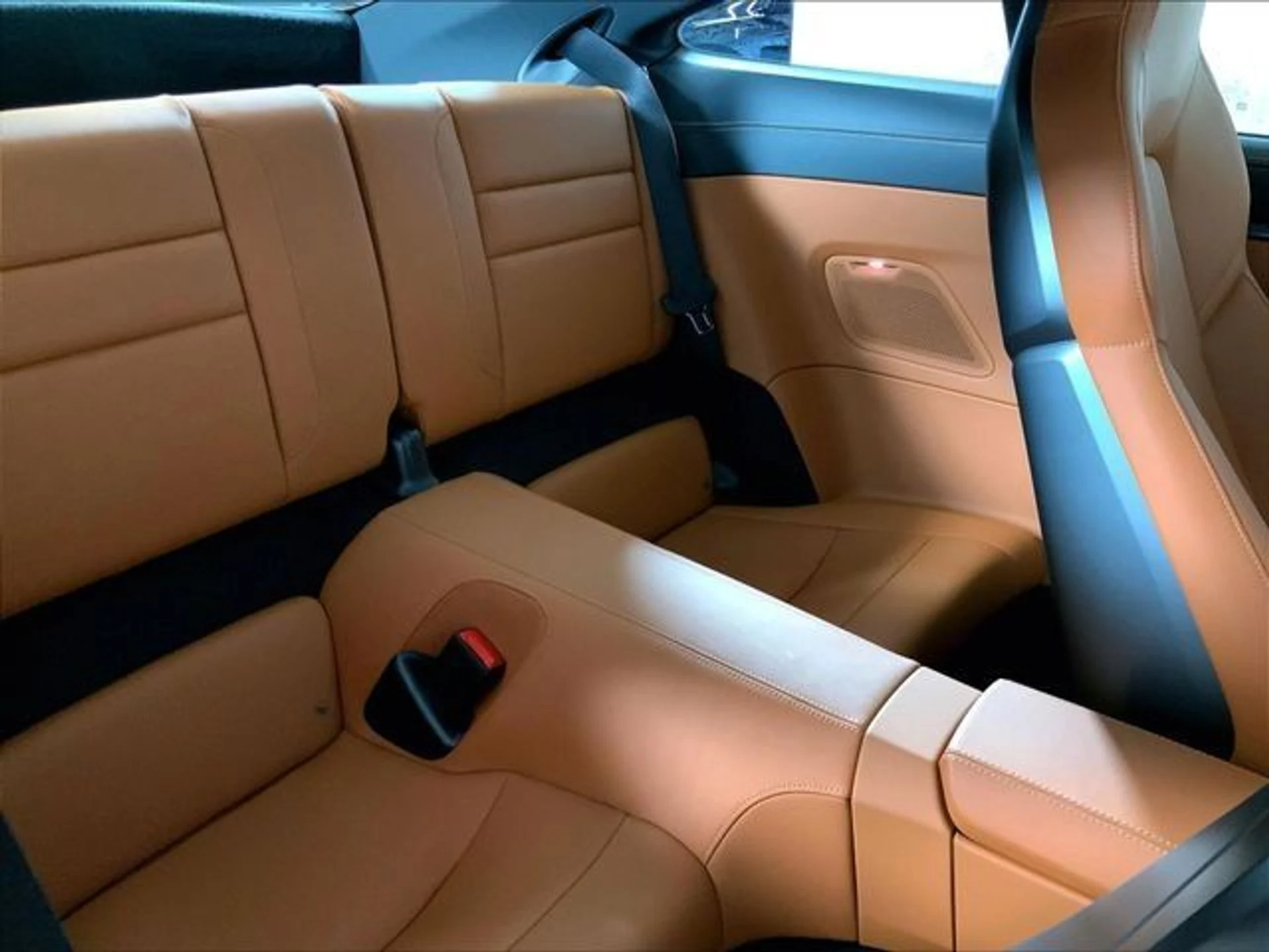 mph018_1161779889_f33ebe754010705f6f6c4338b8c7ebfc_2df4ecf694