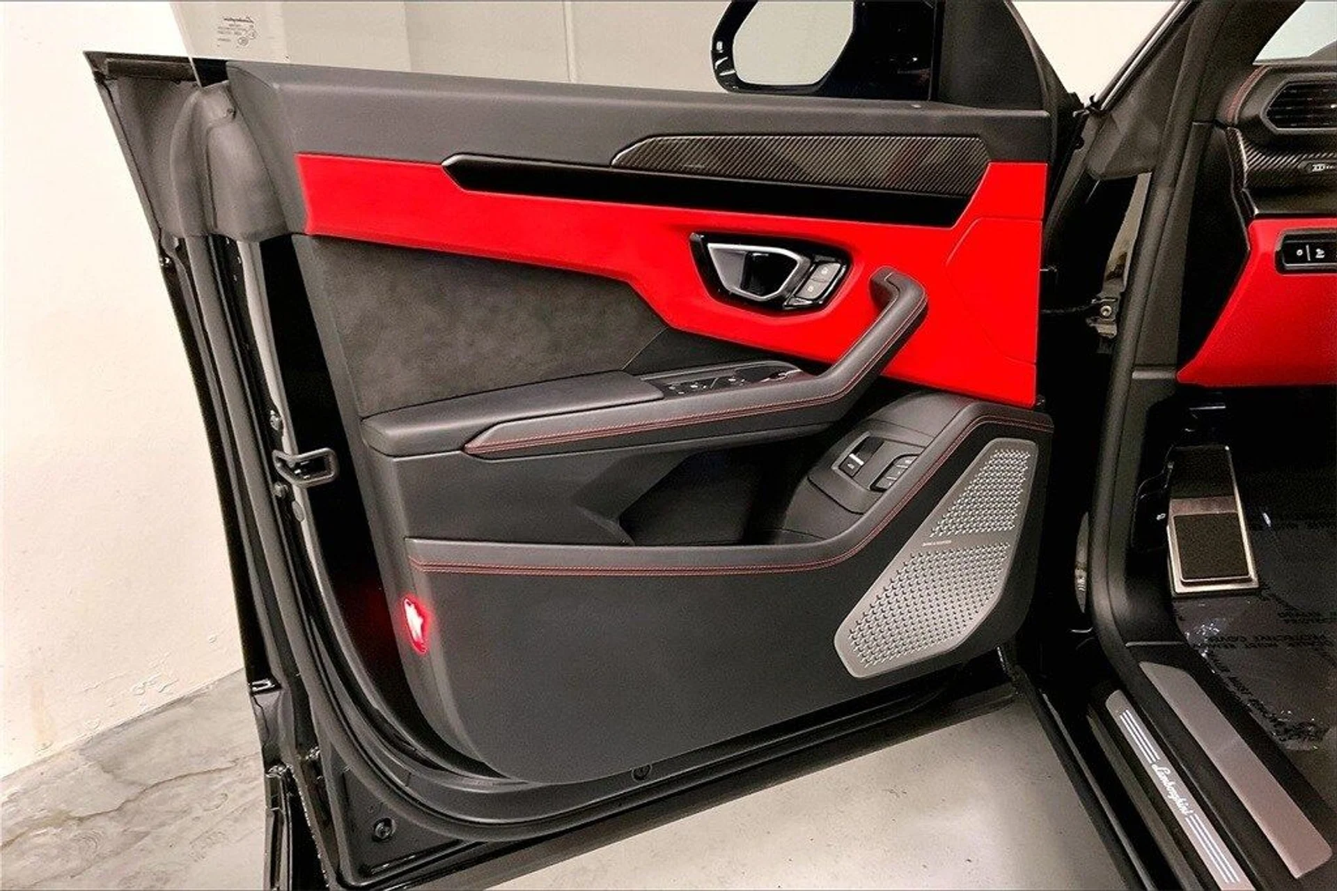 mph018_1175315762_5651b889f172151470bb5ba90b11588ax_153b3af251