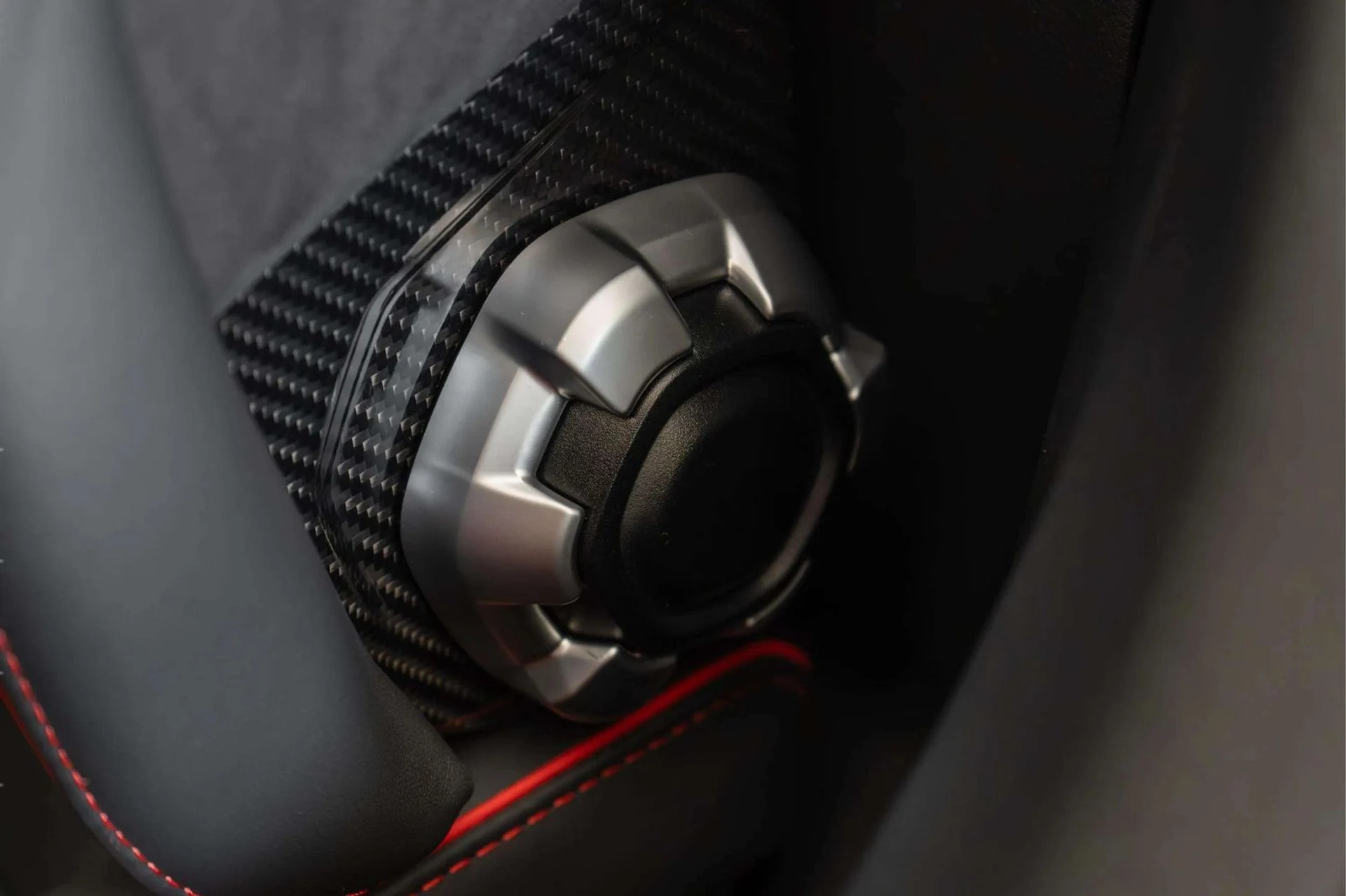 mph018_1177563793_55c95d2a_f247_4ea4_ad27_9e1186f307f4_ca747720eb