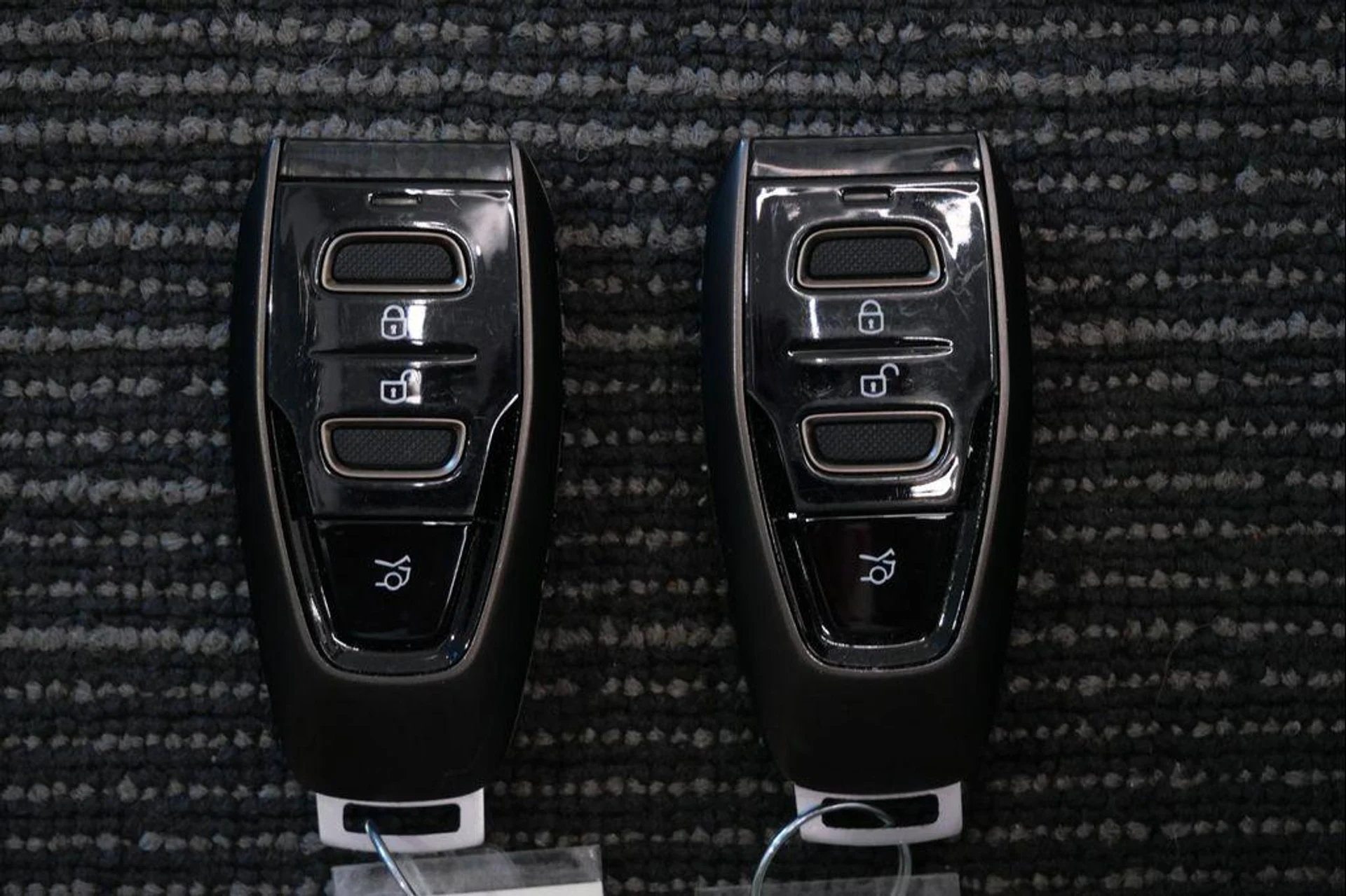 mph018_1179524251_Bf9d0_Zi_Wi_AC_1p_Q_Phy_Mdnpf7ky_E_3c22638a97