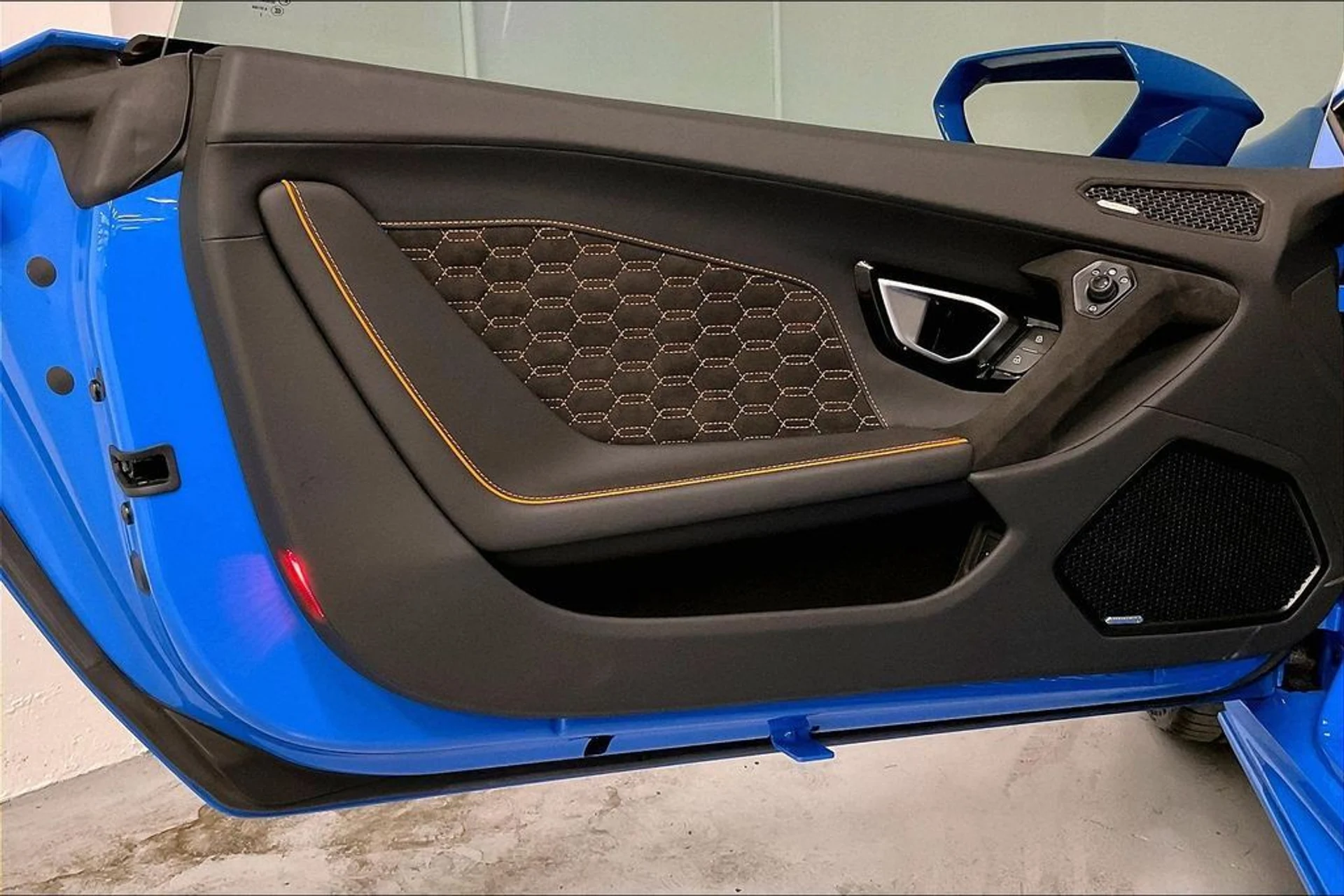 mph018_1179620997_cf1afd3b9bf96518c910fbdf6382e955x_ca601c1d82