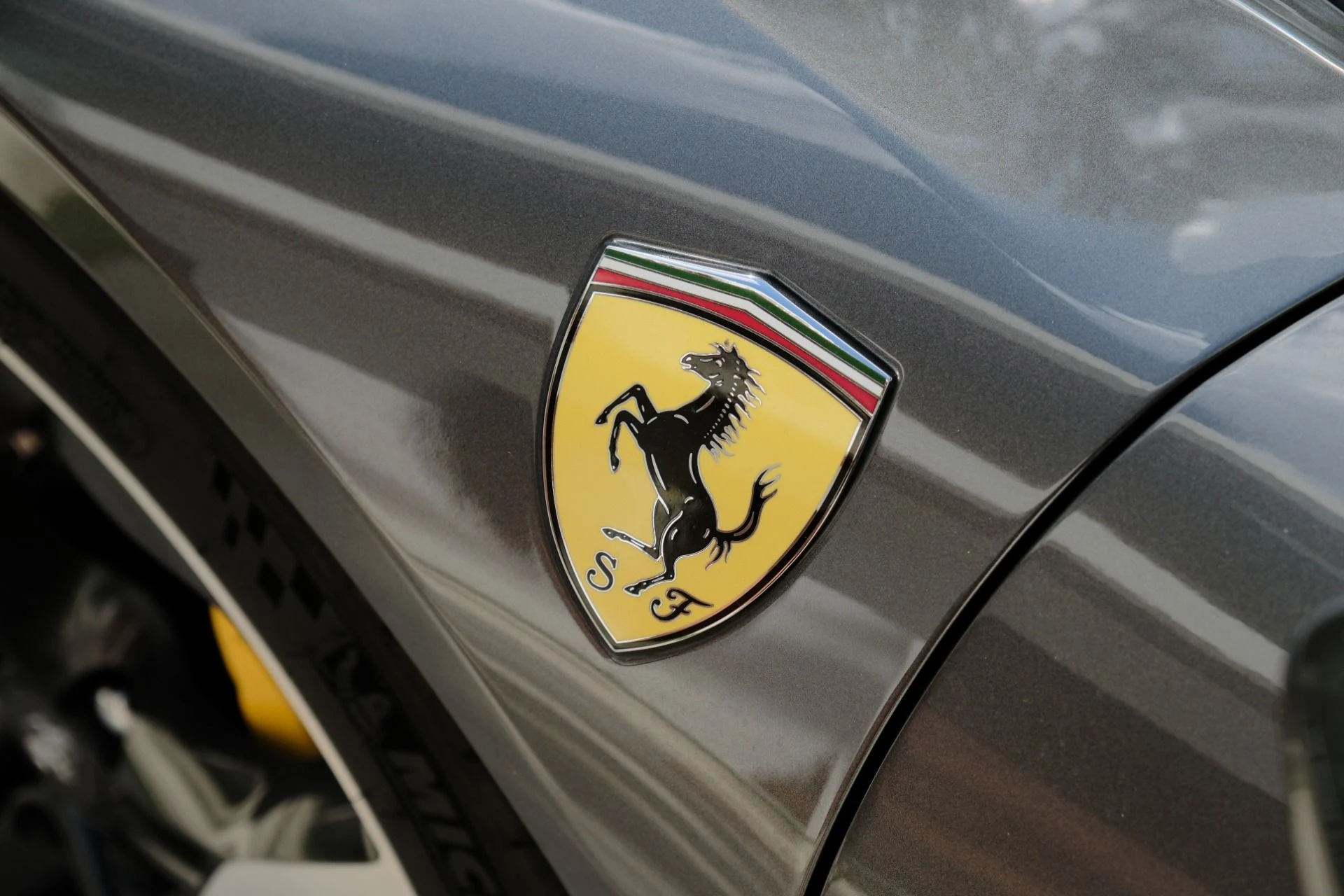 mph018_1180416647_Used_2022_Ferrari_SF_90_Spider_1790027669_77ad271e5e