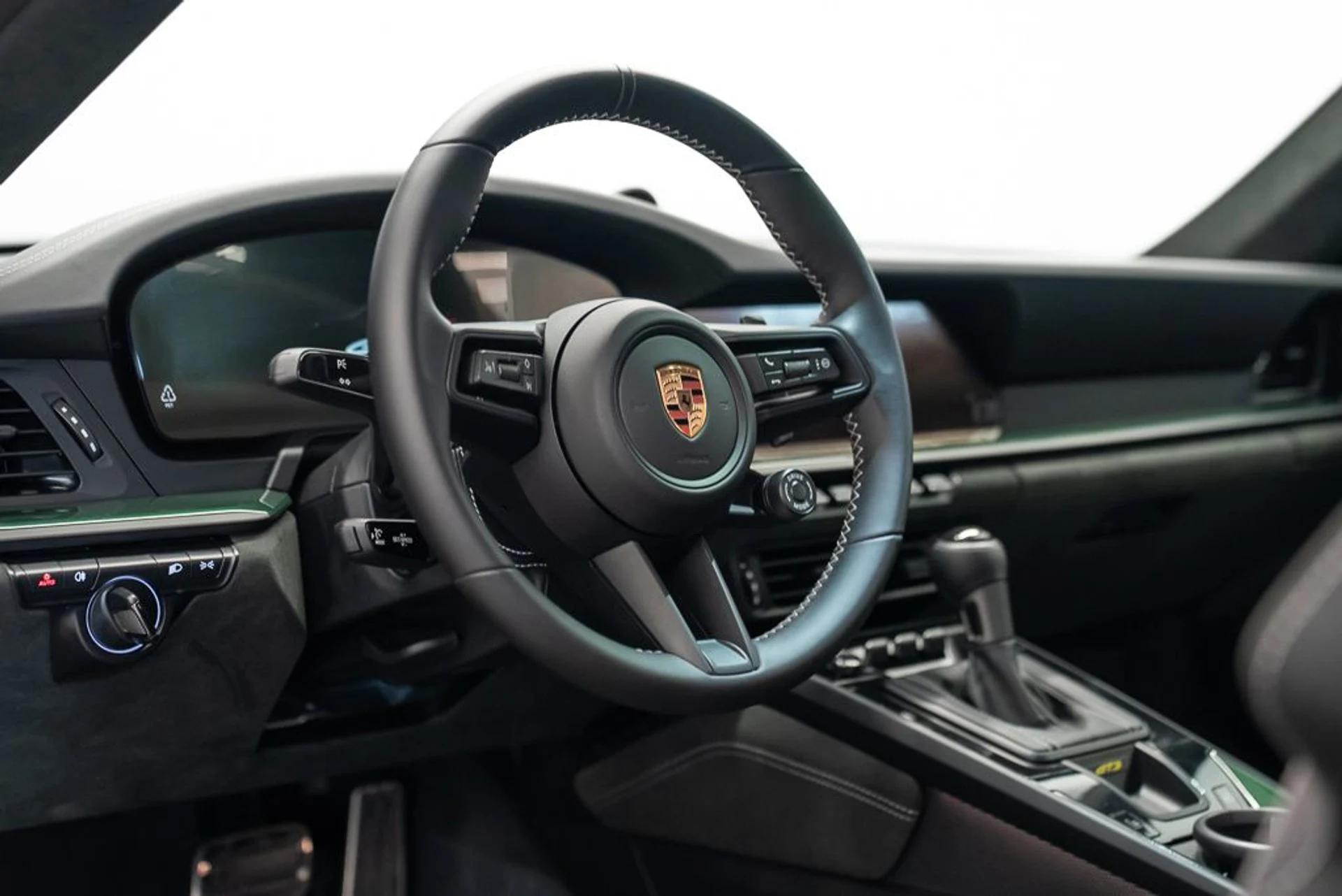 mph018_1182210082_porsche_911_2026_0ce2d5dc56