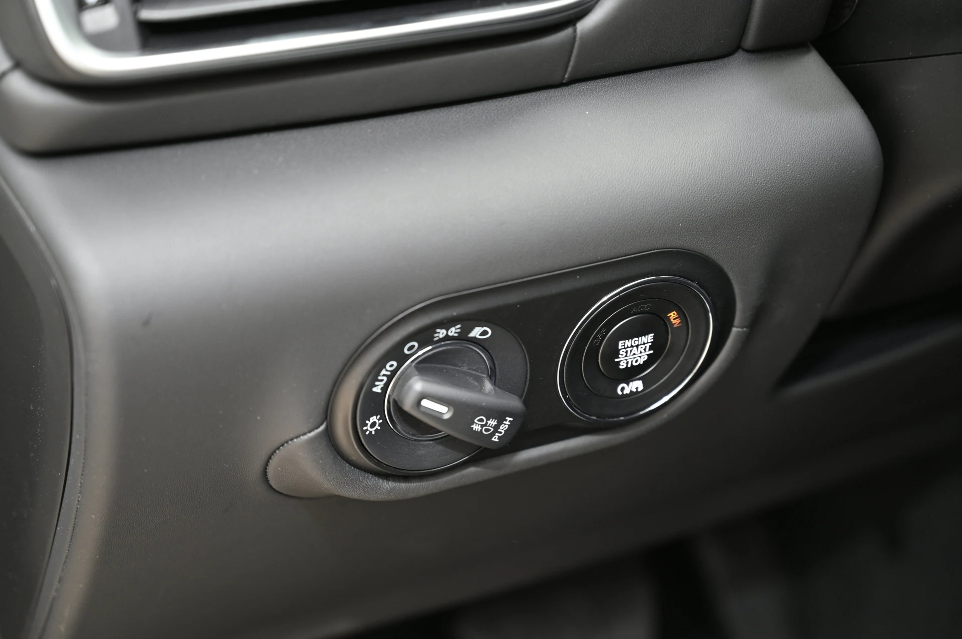 mph018_1186517173_c31baf80f30c47c38876359d73581af9_ec27d57264