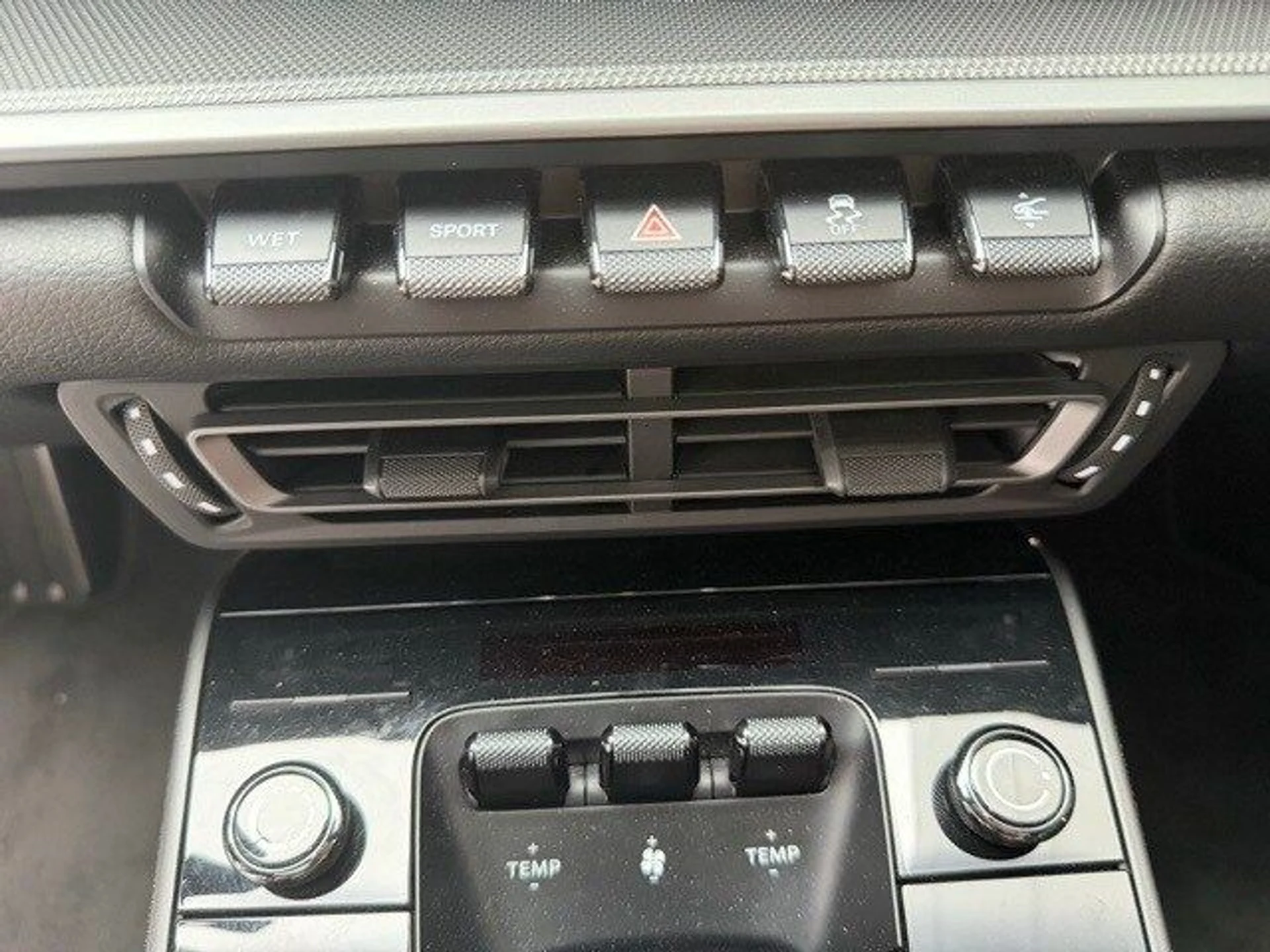 mph018_1206720590_13dcac16865fbe9c9c1d09ae0e1004e1x_22e324f05c