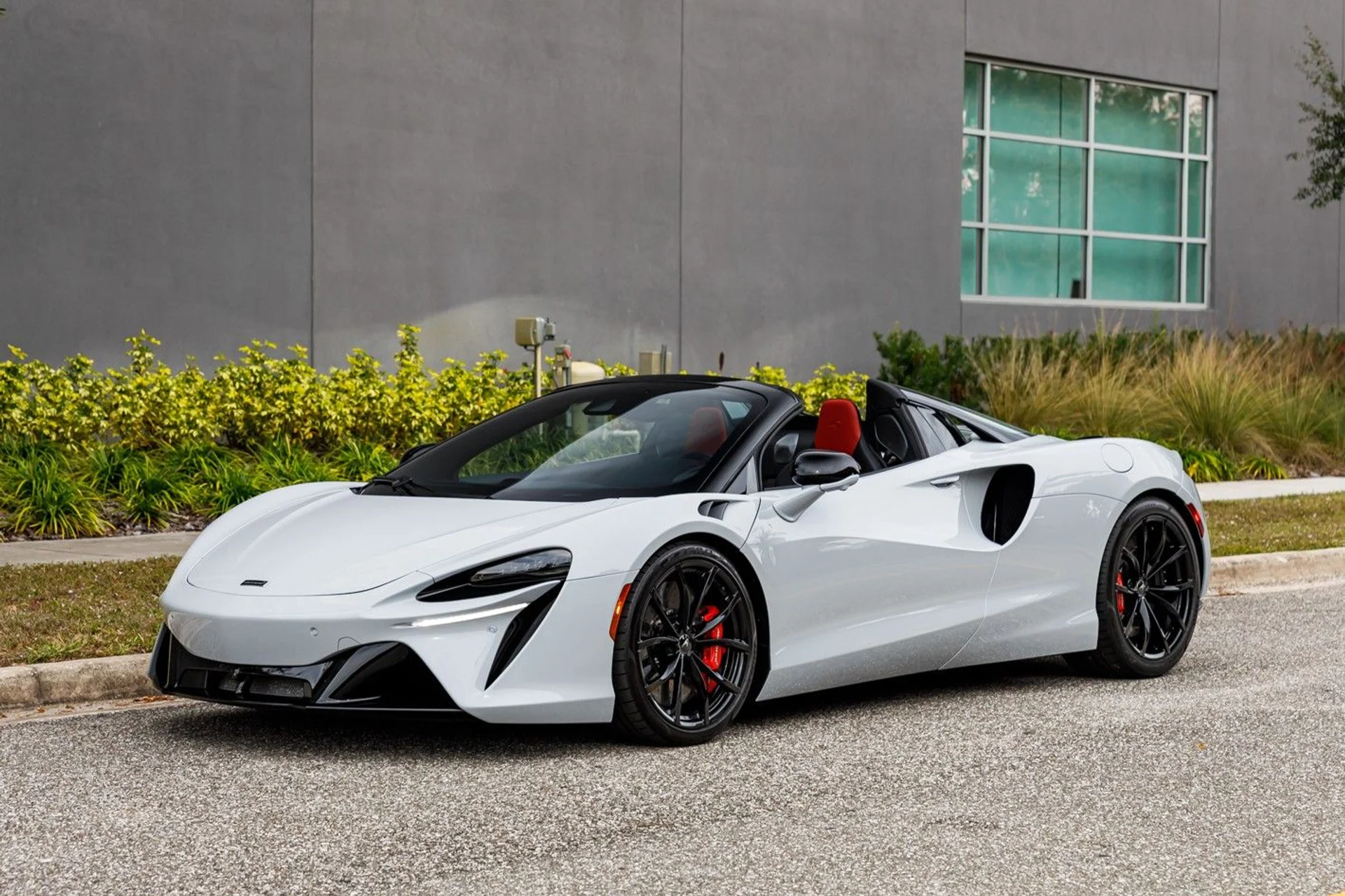 mph018_1219074633_446_p19_l_949167cbaf