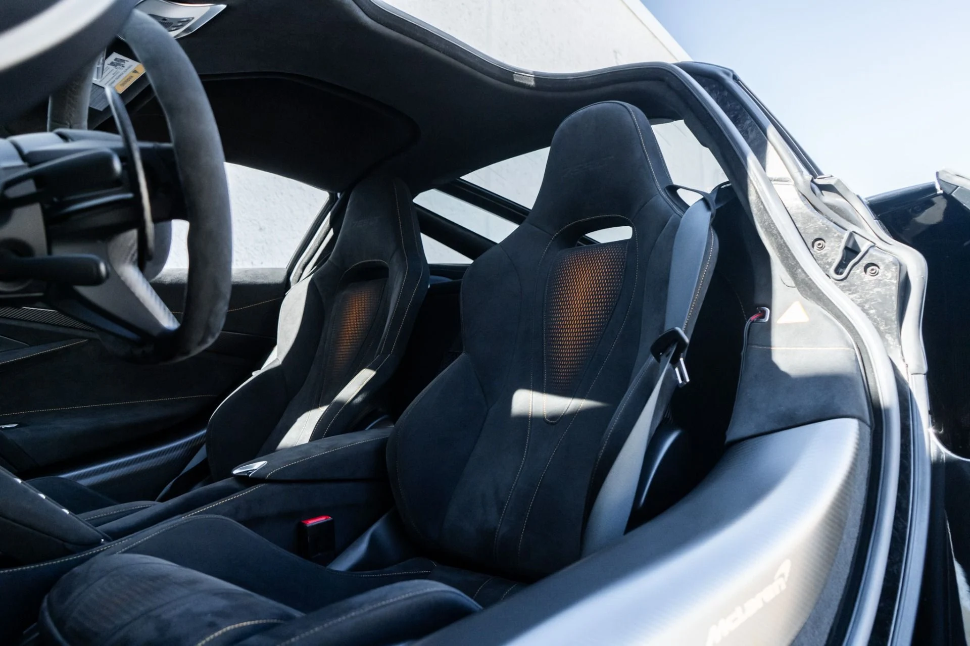 mph018_1222590993_Used_2021_Mc_Laren_765_LT_1772492705_6664d48e97