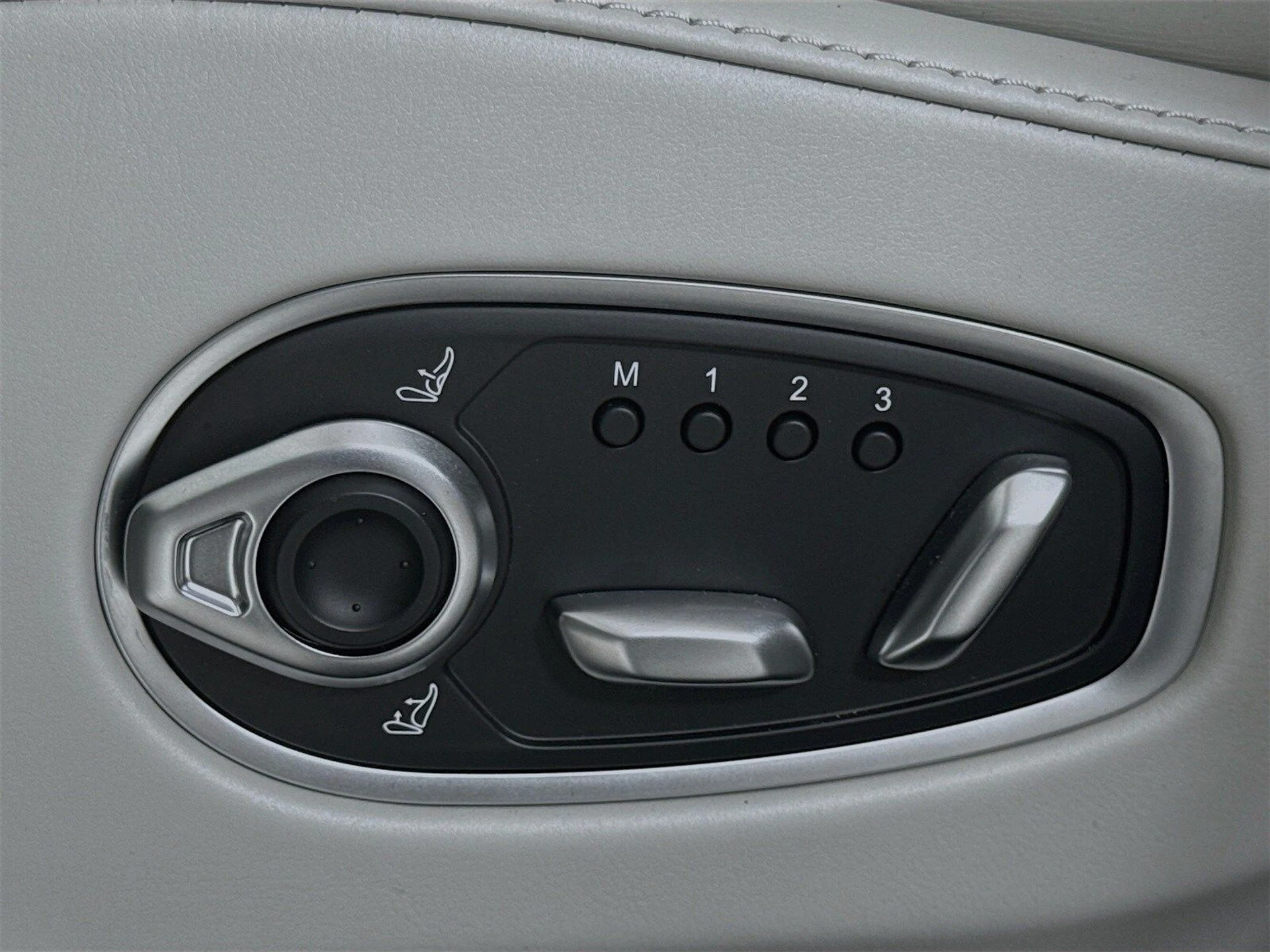 mph018_1223438752_de375ecc655721220785c3fe9797c3d2x_84cf3df860