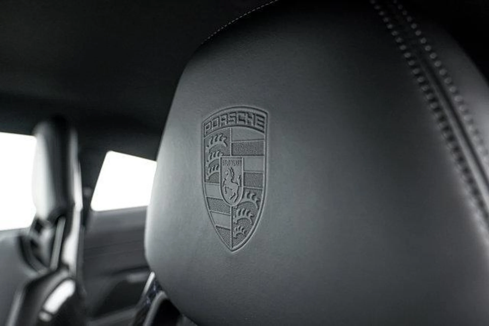 mph018_1225372260_E_Vl_Aip_Lp_U_Nb_Ctt_Ms_Wq_KI_7c_B10p_Q_afb5877881