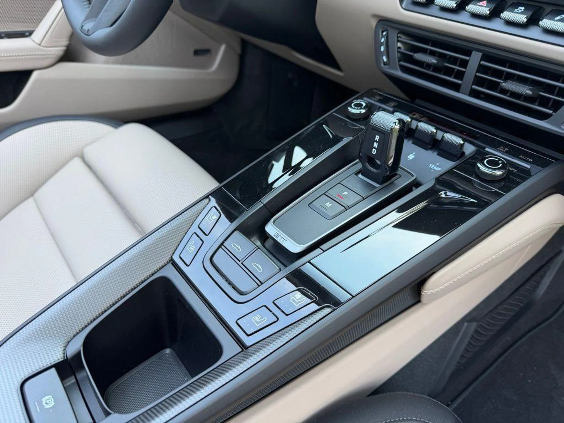 mph018_1228937785_d9gghn4lrqvx_C0o_P_Bak_P_Hc_BHCSE_282451efb7