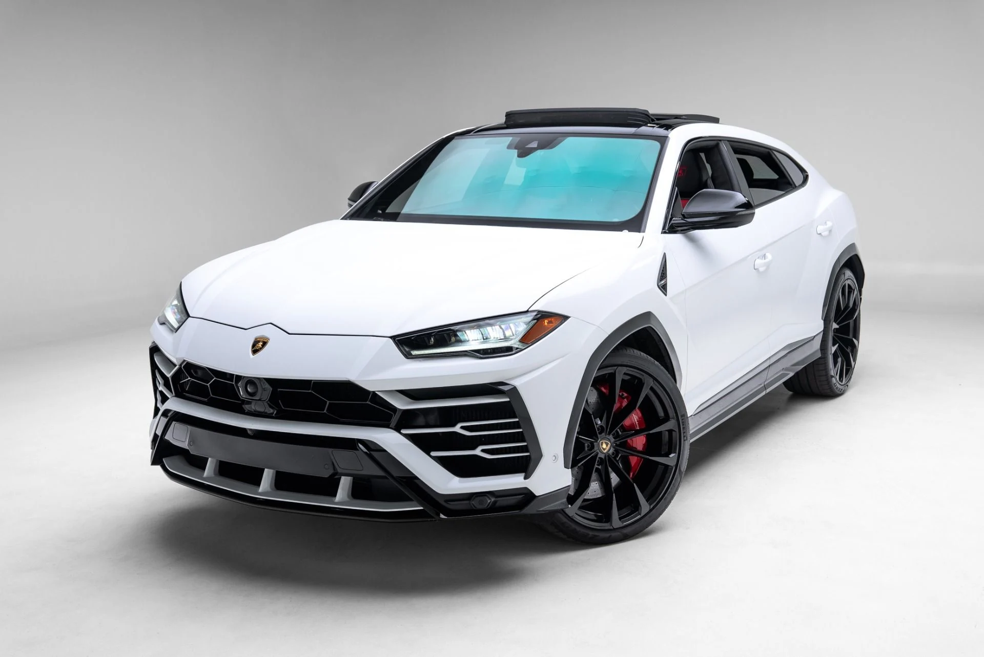 mph018_1235675569_Used_2021_Lamborghini_Urus_1775759137_1eaf5b7db7