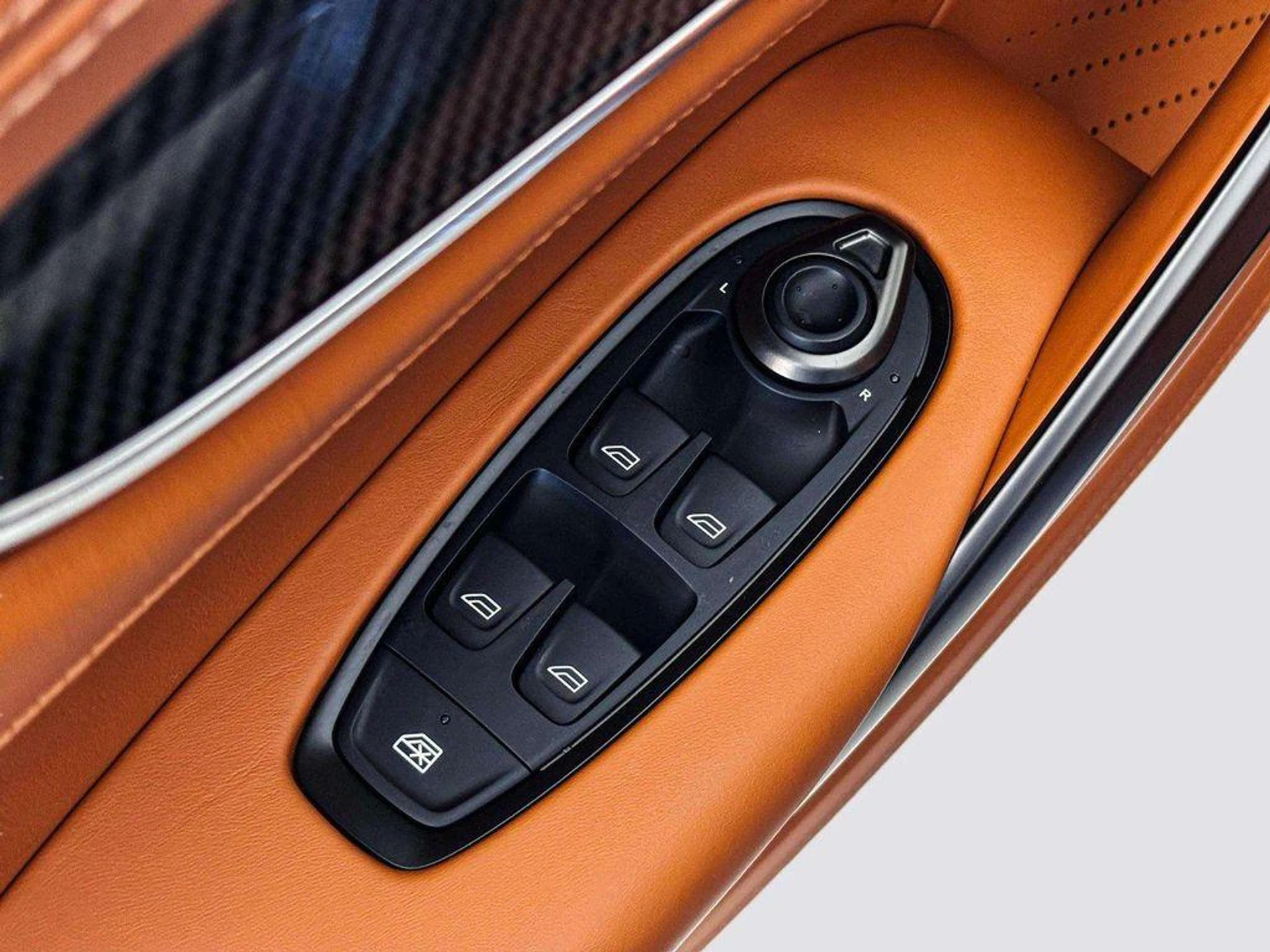 mph018_1237706369_Tg_Yng9_E_Ph_Put_6_FD_h_Cts_C_Qevc_I_66400a61e5