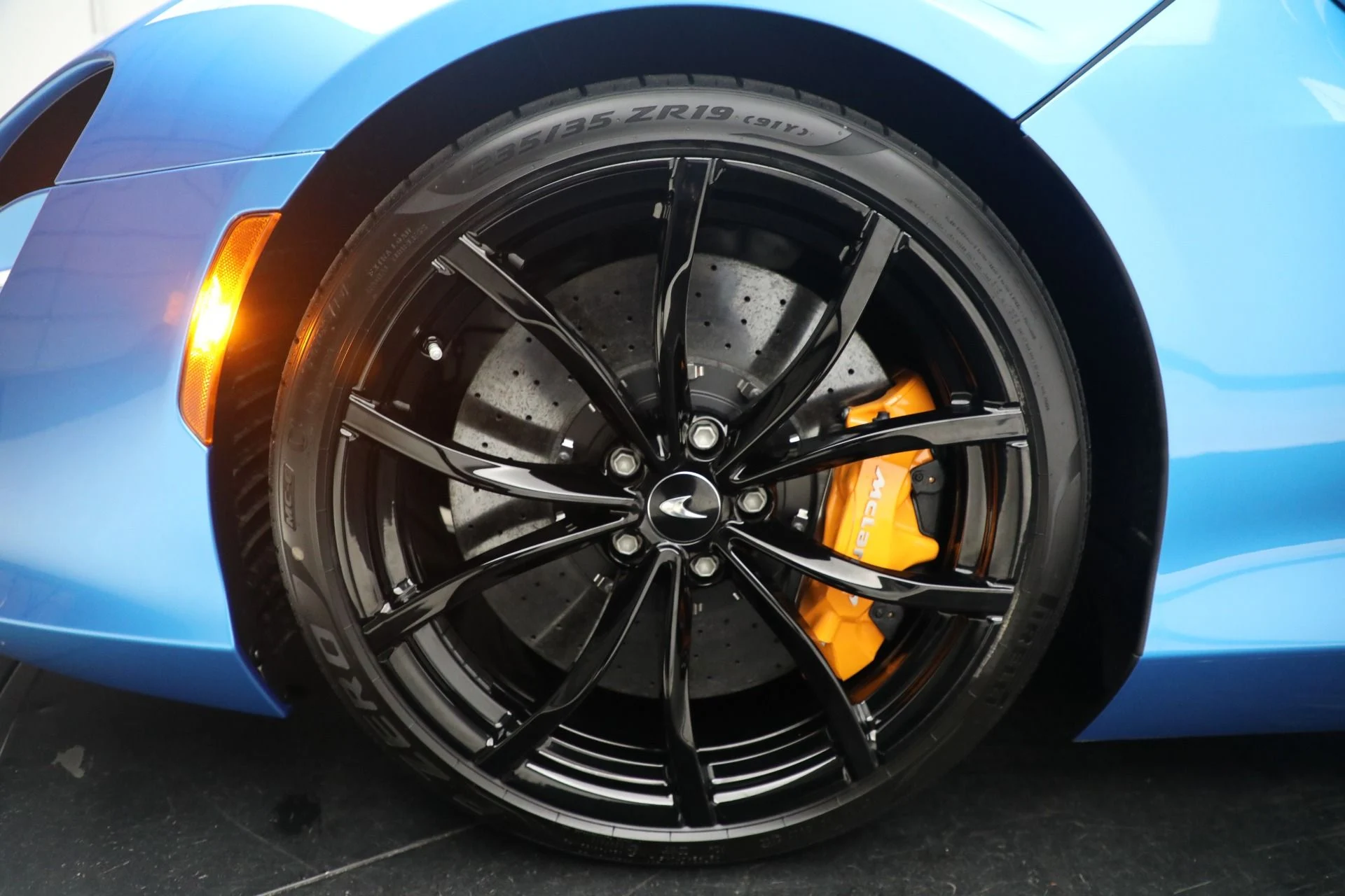 mph018_1245537201_Used_2023_Mc_Laren_Artura_Tech_Lux_c2ac43f1d8