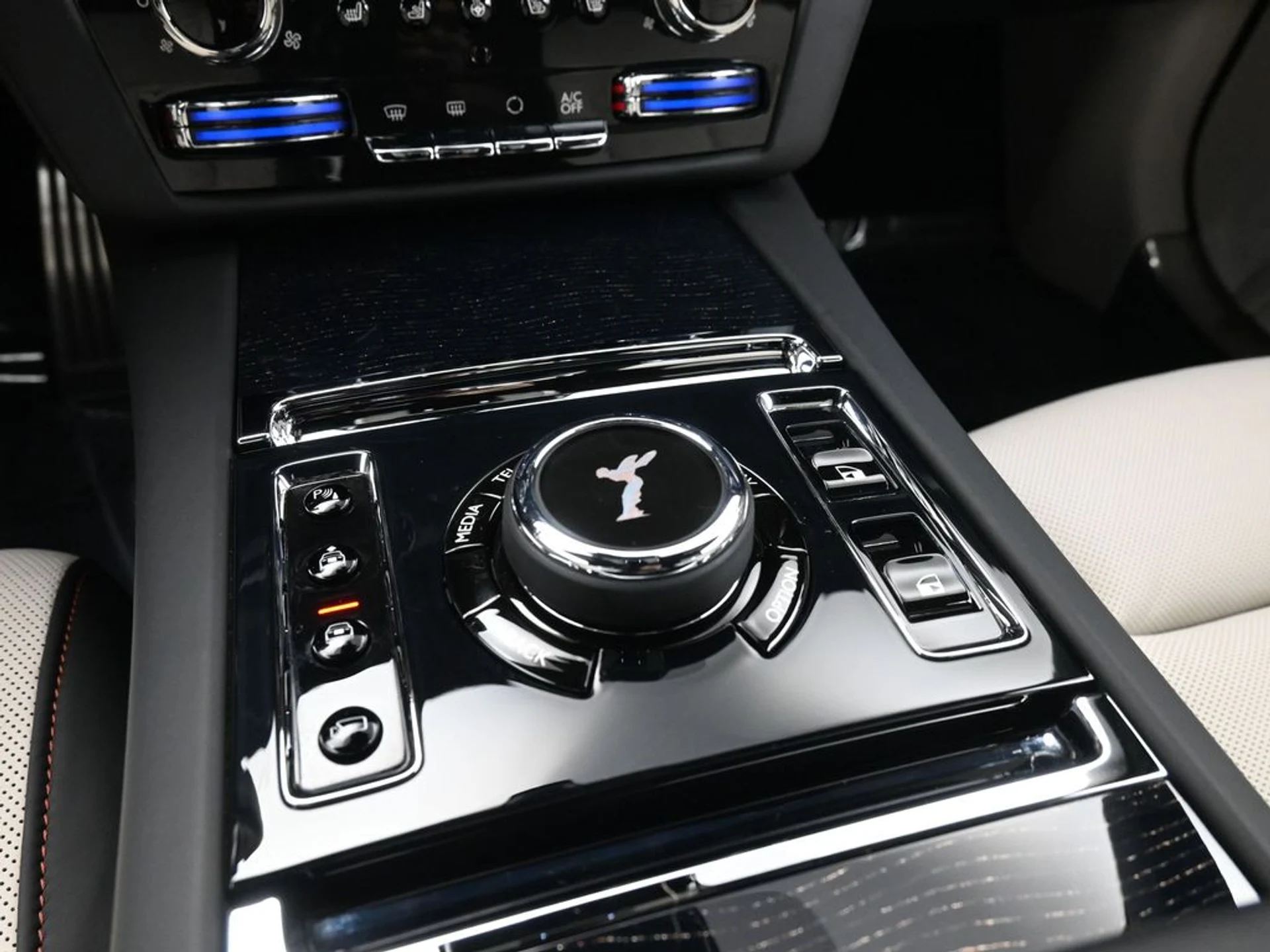 mph018_1248471434_f573f046302c7605f55274692e9532a8x_db64625171