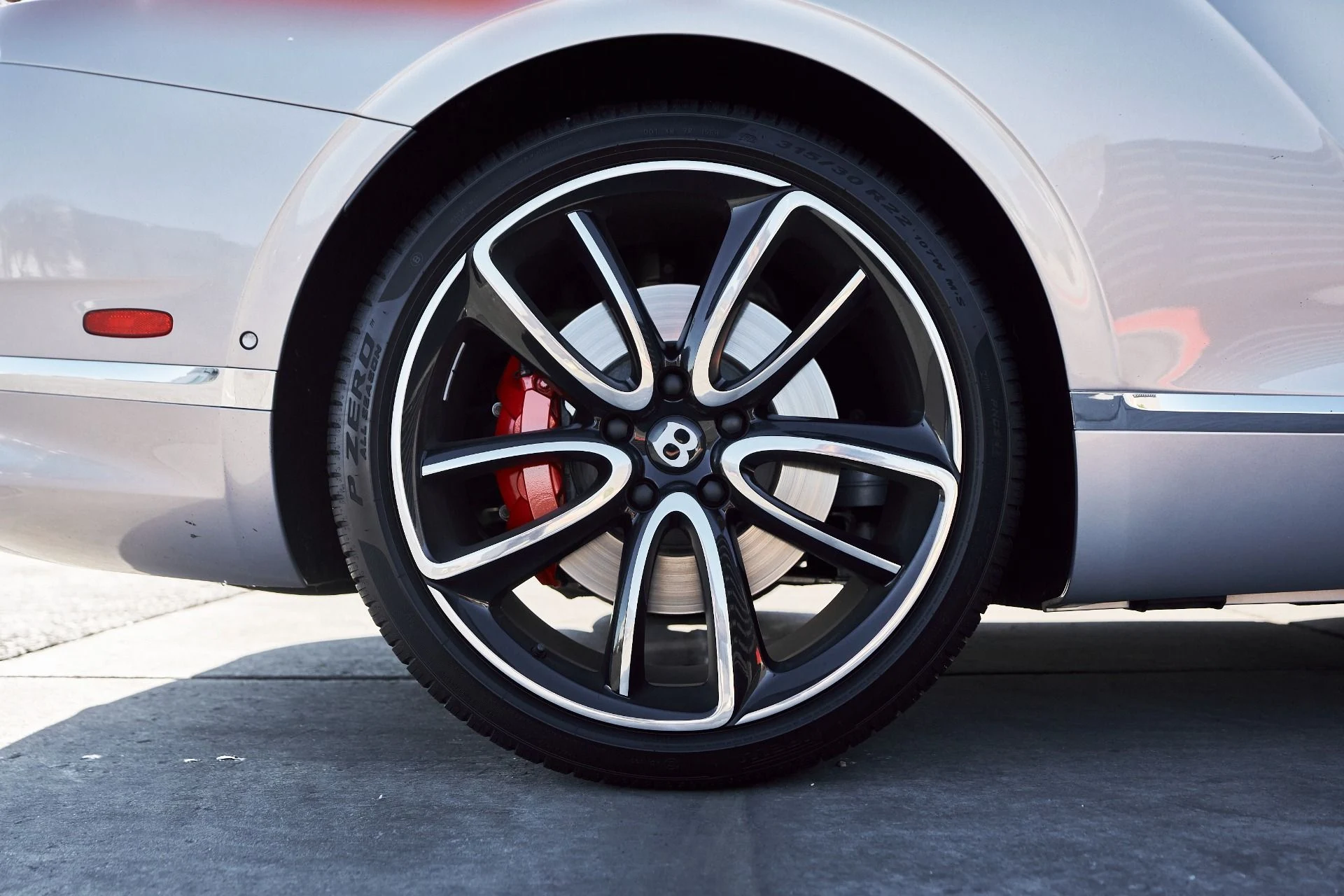 mph018_1253238249_Used_2023_Bentley_Continental_GT_Azure_1764903558_c1ef6f56c9