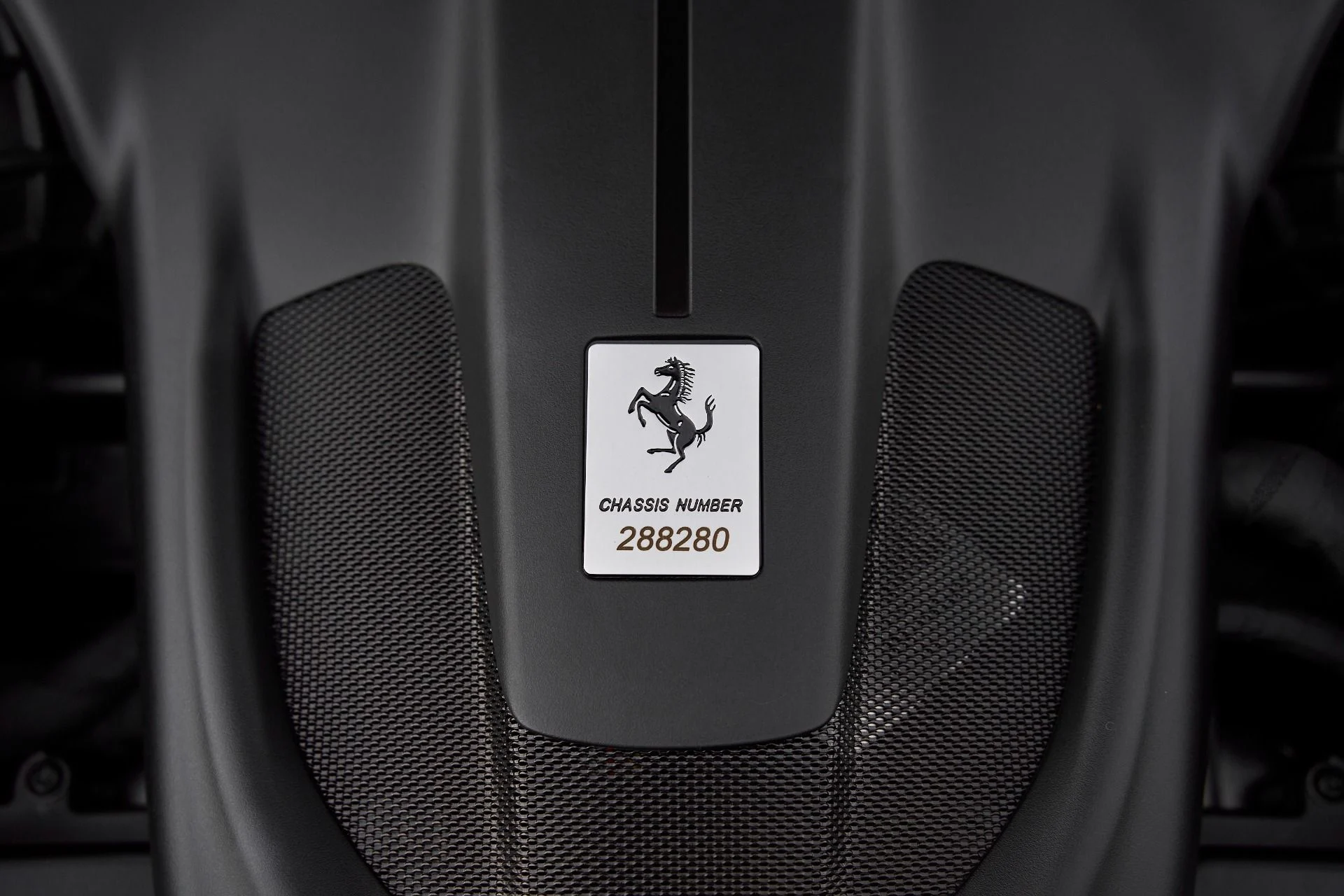 mph018_1254875783_Used_2023_Ferrari_Roma_Base_1761599012_9cb9f52513