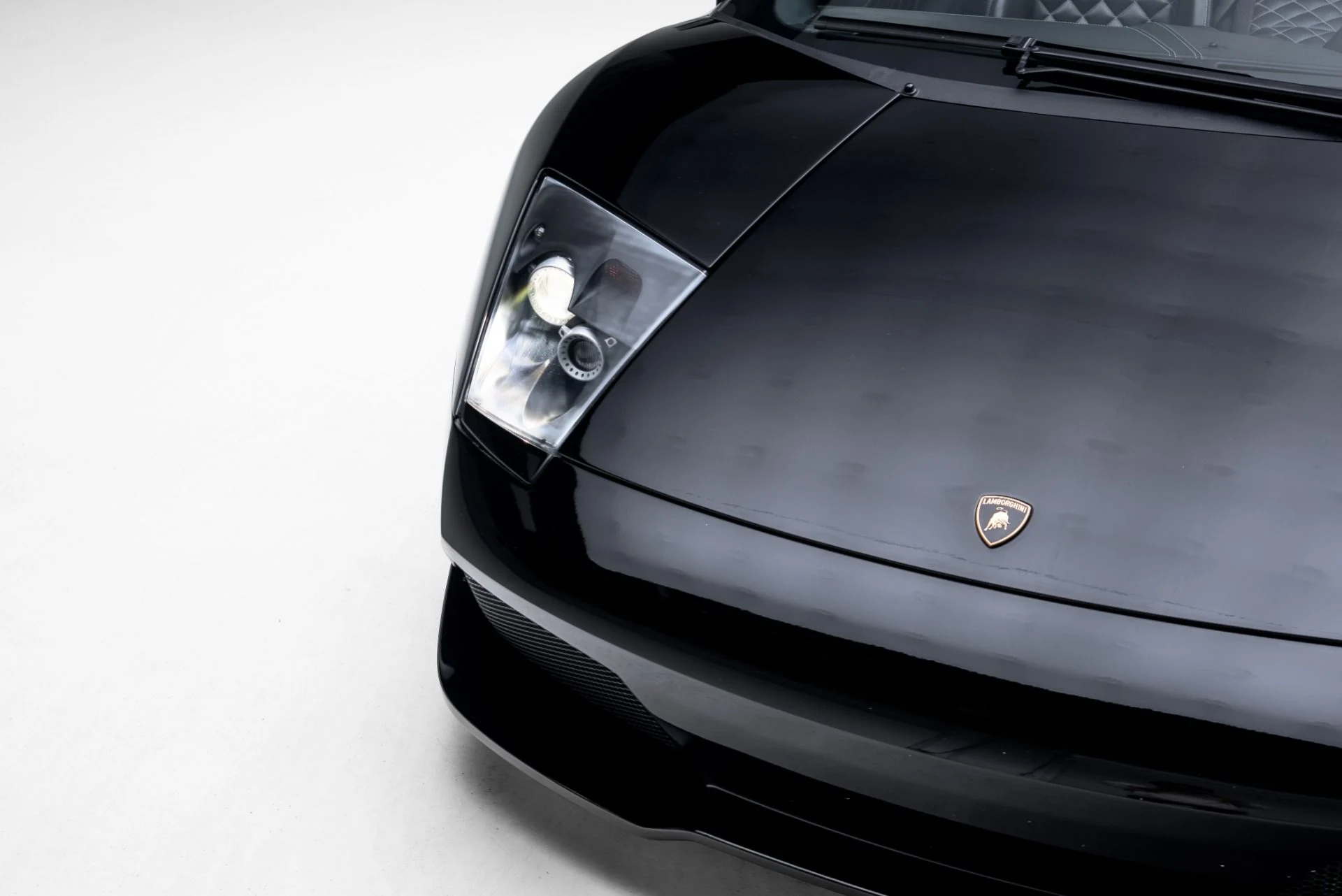 mph018_1255856299_Used_2009_Lamborghini_Murcielago_LP_640_1772151218_e03f3219bf