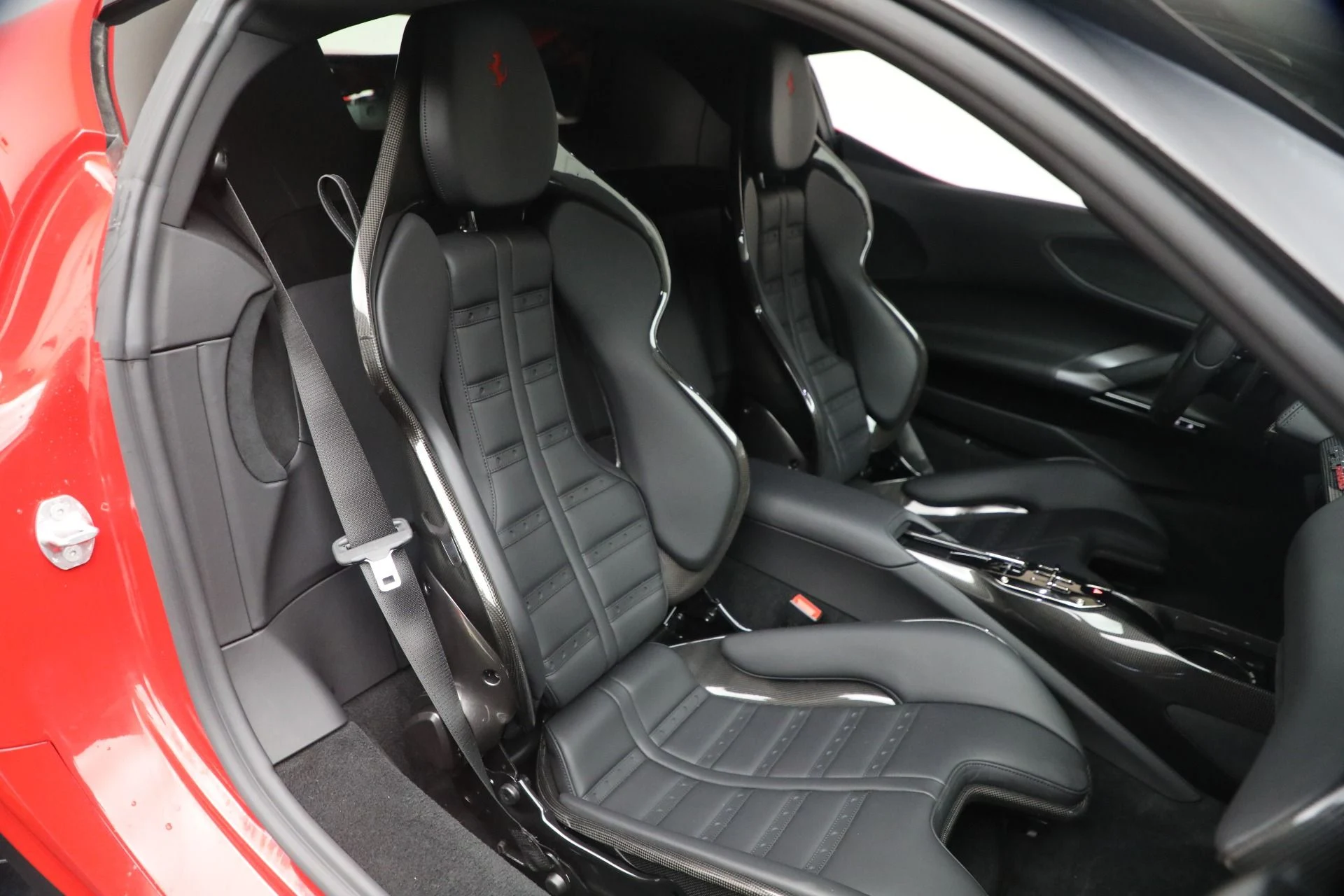 mph018_125898910_Used_2022_Ferrari_SF_90_Stradale_1776195358_bdc99a0a60