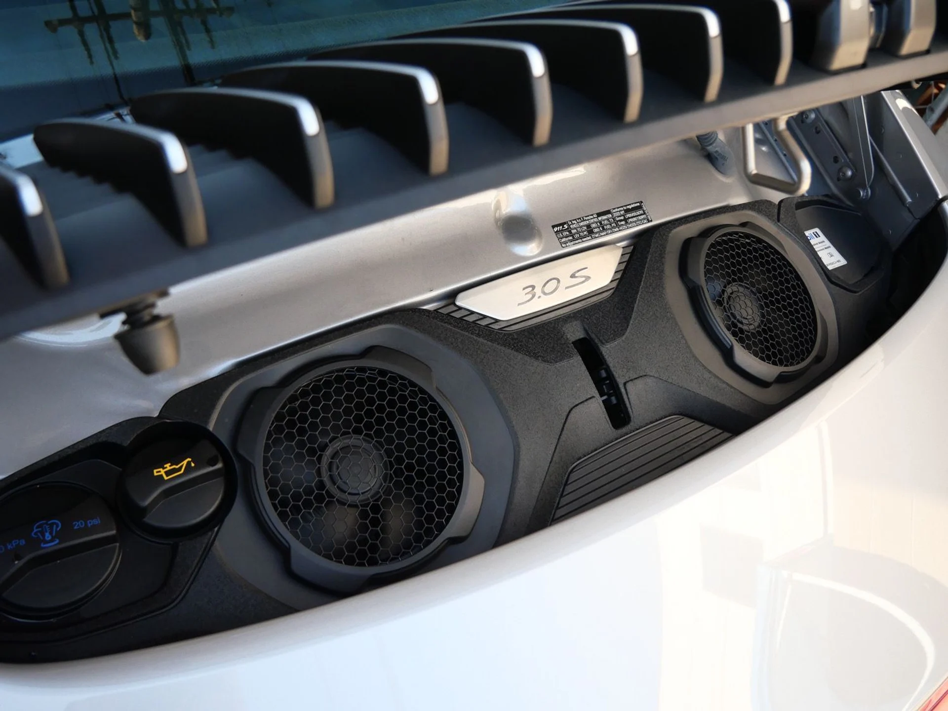 mph018_1260899369_67c9fca289efeaf34957c2698921143dx_43a8d53098