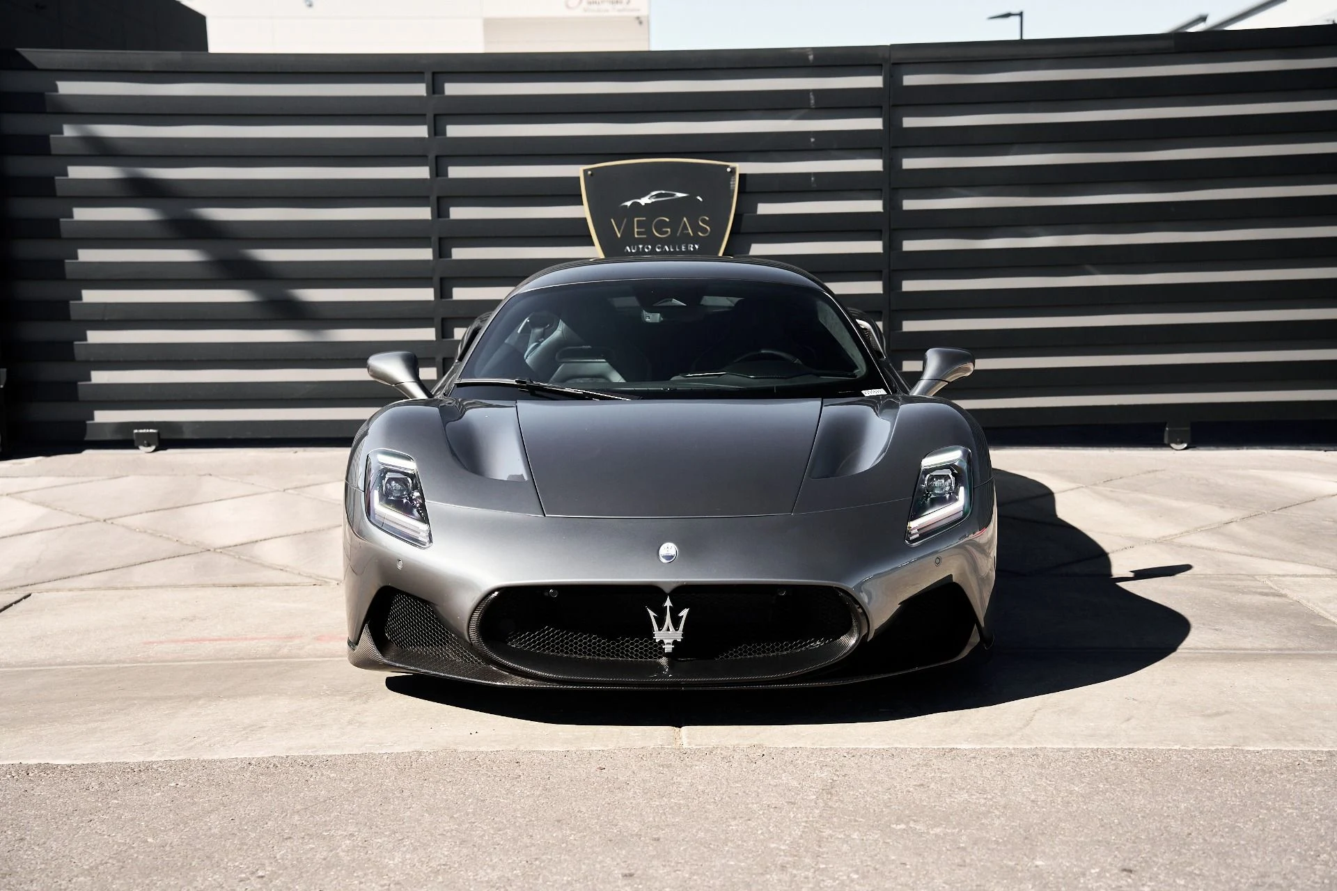 mph018_1262624846_Used_2022_Maserati_MC_20_Base_1760737477_84b6ff3990