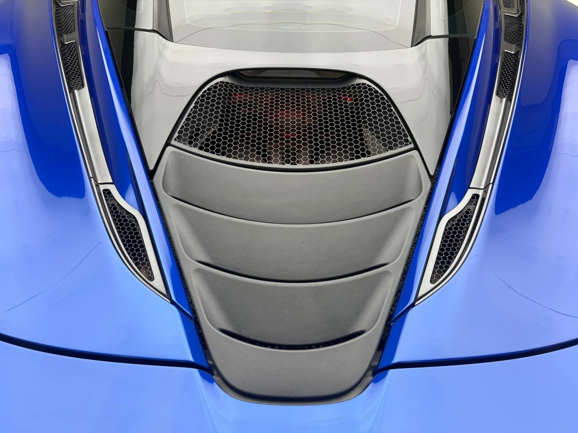 mph018_1264352085_Used_2018_Mc_Laren_720_S_Performance_1777593462_02b24d0c5a