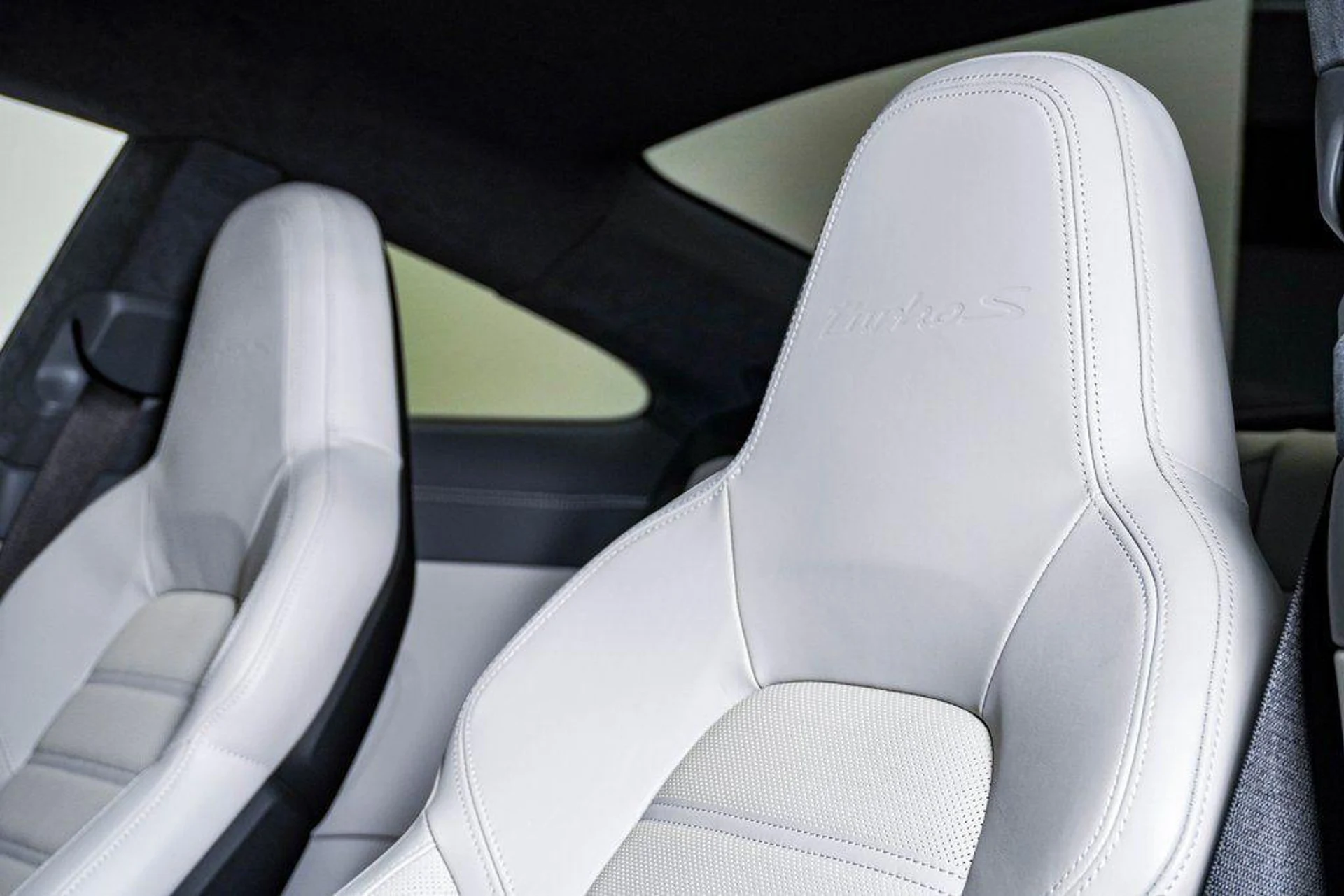 mph018_1265009676_m_RES_Uoh7_HS_Av_FT_8_Zh_OVOD_2i_Kn_CM_35438abd17