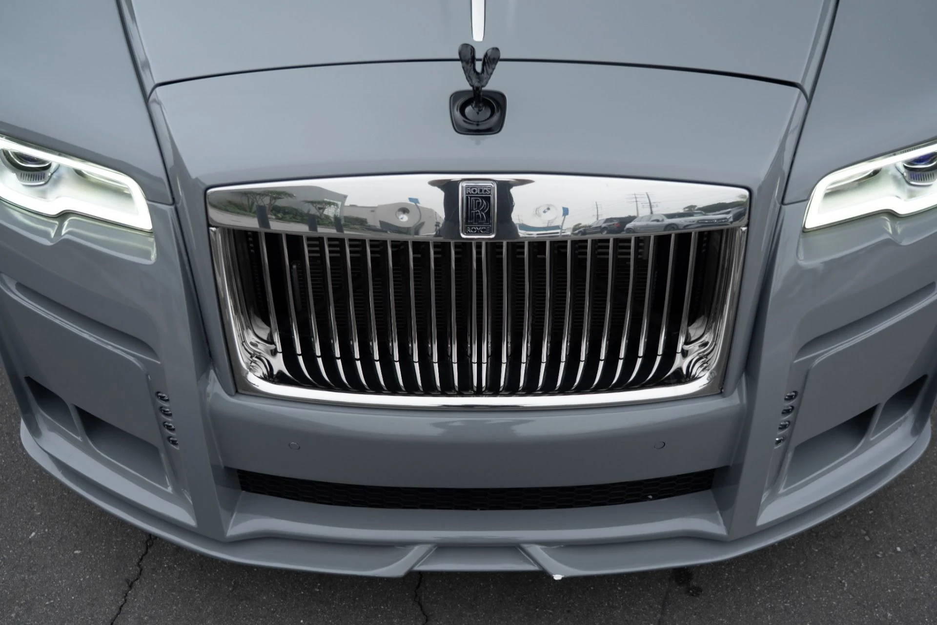 mph018_1268918654_Used_2017_Rolls_Royce_Dawn_1759961826_c07ac8554c
