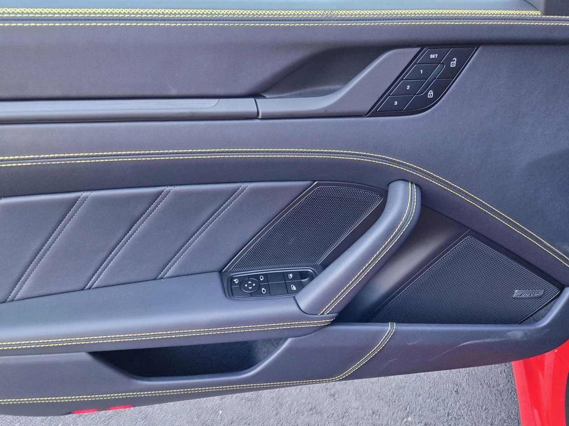 mph018_1285574907_wy_D_Ez_E_Wf7za_R4g_Fh_Hv_S_Ld_KR_7m_E_f440fad121