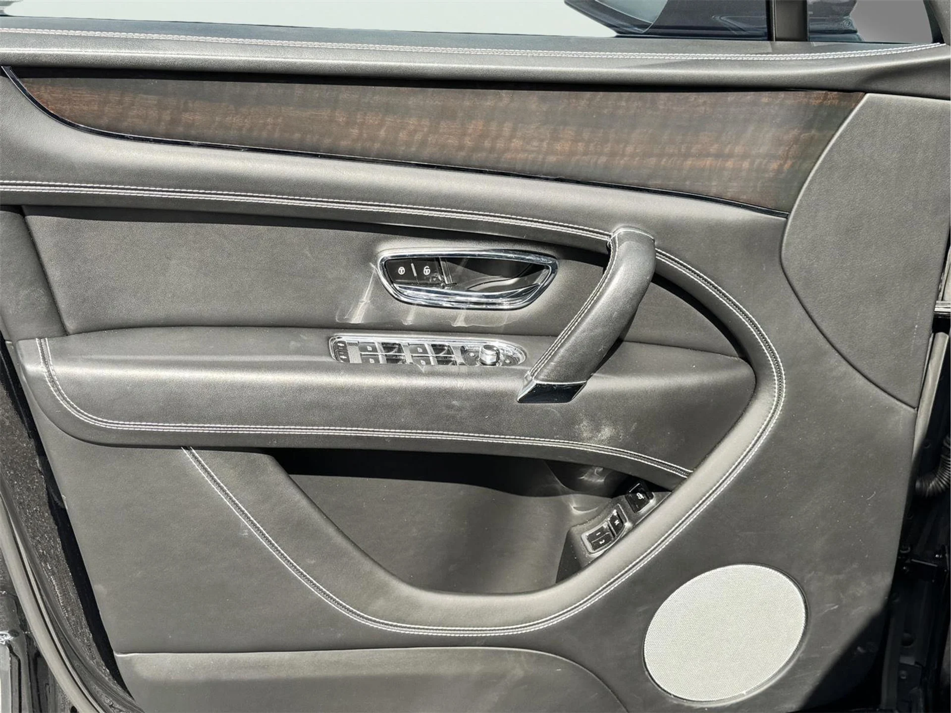 mph018_1286742358_637b7b5435f4ab9c832178f6dfa5e98a_bac5ed3b37