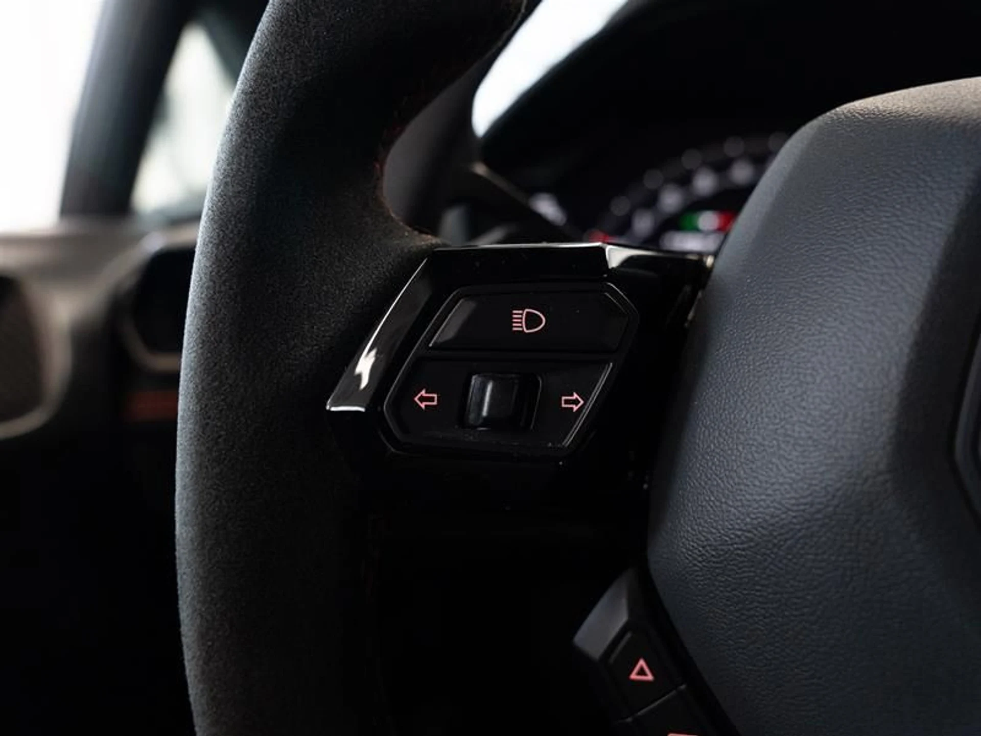 mph018_1289129132_a4wgn3c0_678201f250