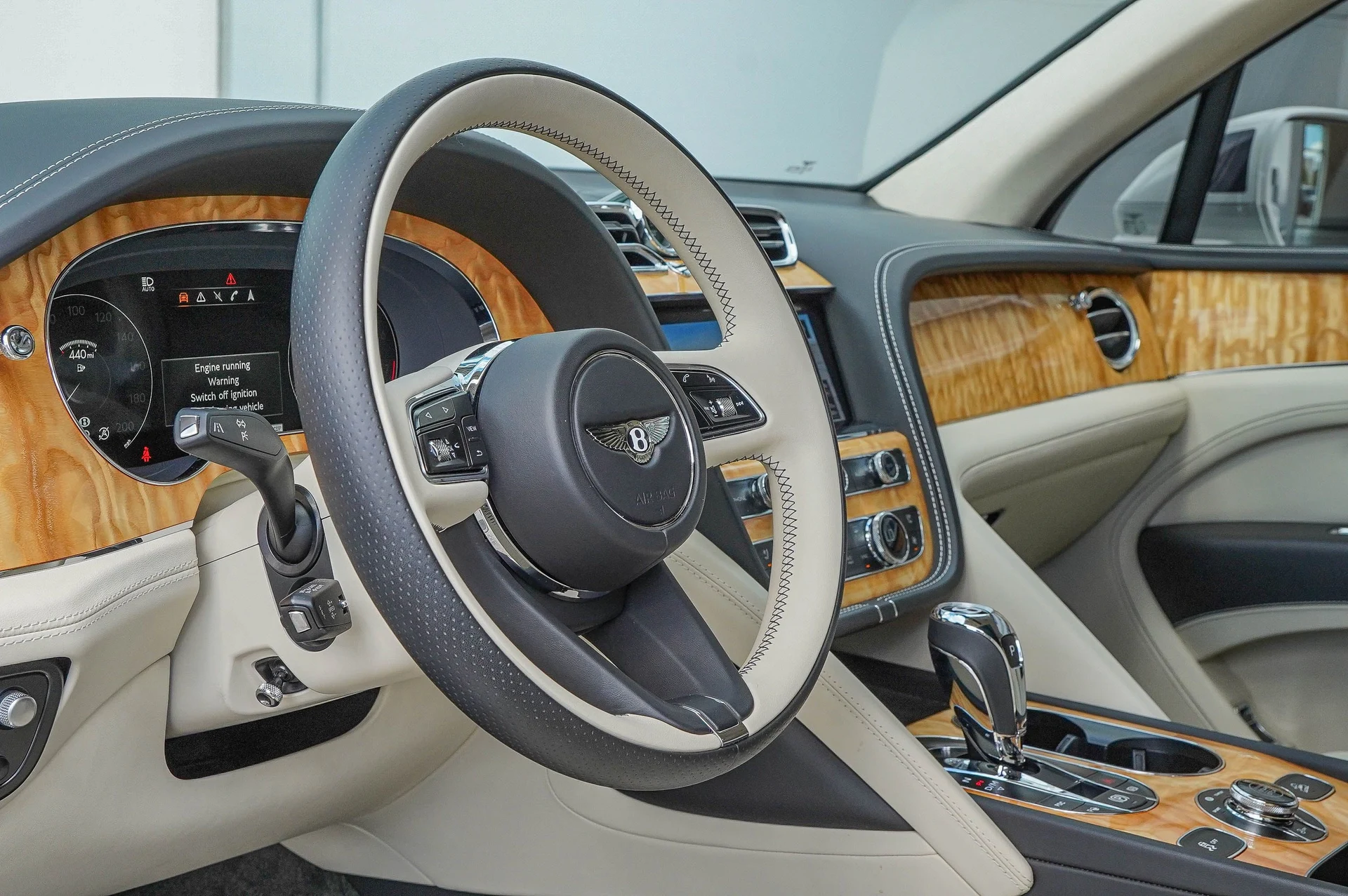 mph018_1292095032_Hi_Tech_Luxury_Imports_LLC_SJAAT_2_ZV_8_PC_018729_image_18_585146d225