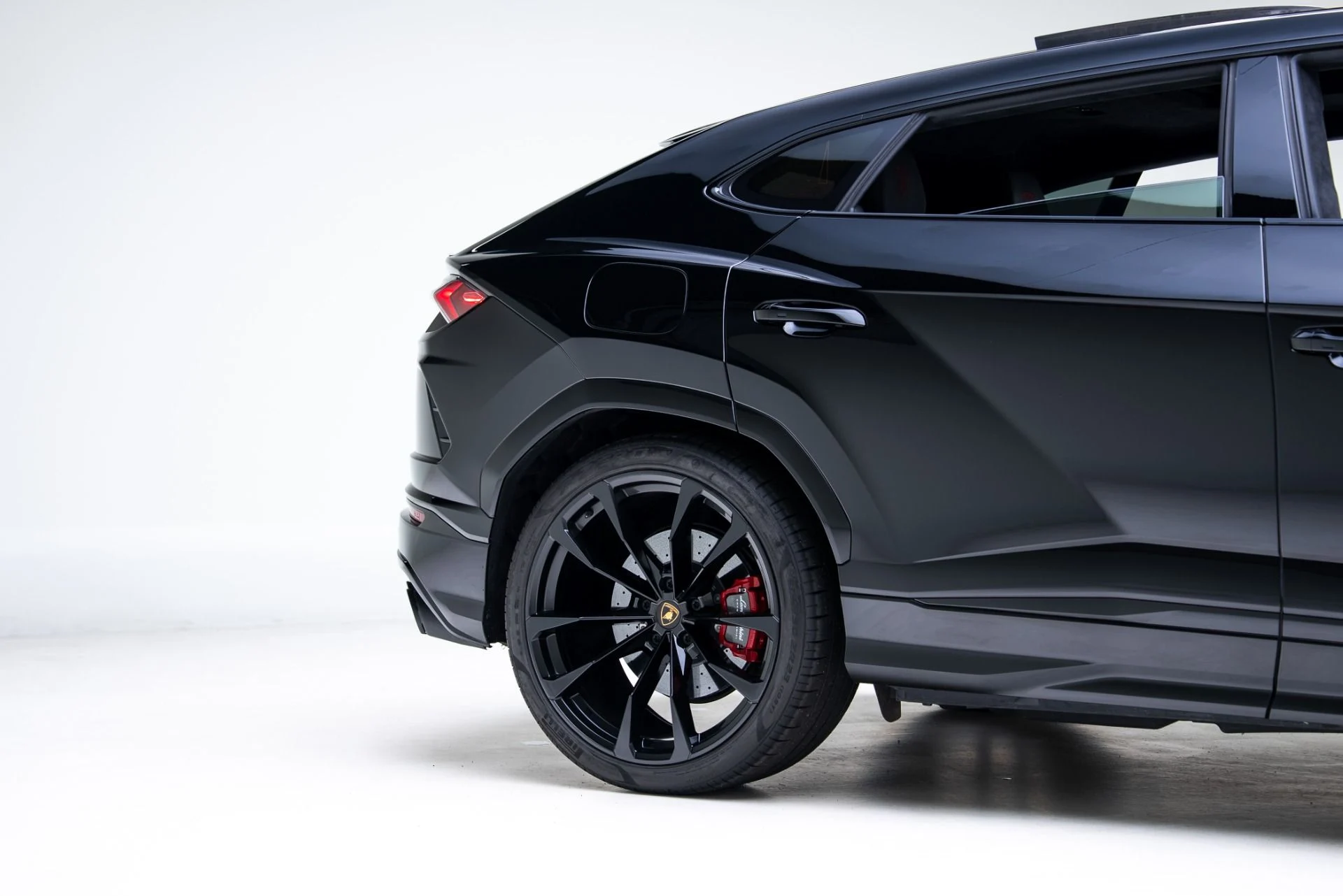 mph018_1292397112_Used_2022_Lamborghini_Urus_1769211578_45de451053