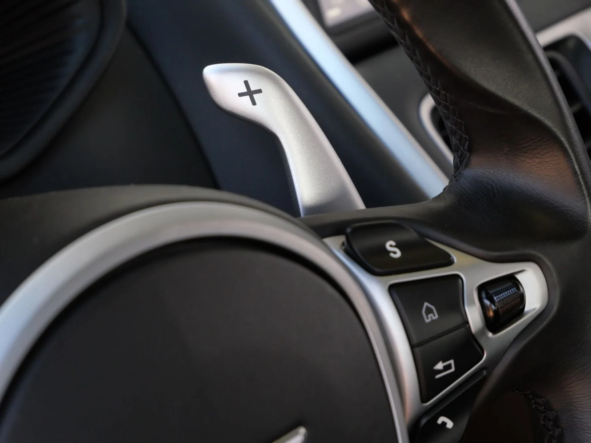 mph018_1293956984_d9273c51b053f5cf76b67fd8543a4bc4x_6f3449446d