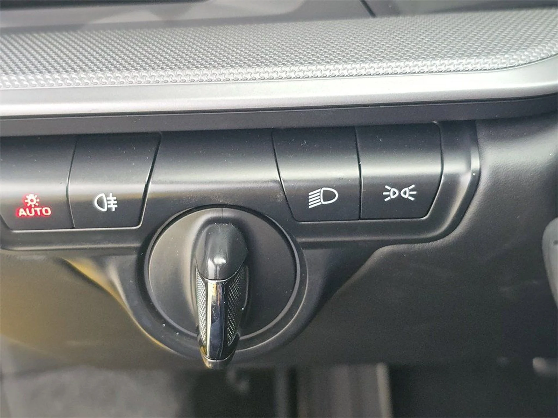 mph018_1296972544_a3ce1f5fe54144249c4a2a54a125e356_7c88798902